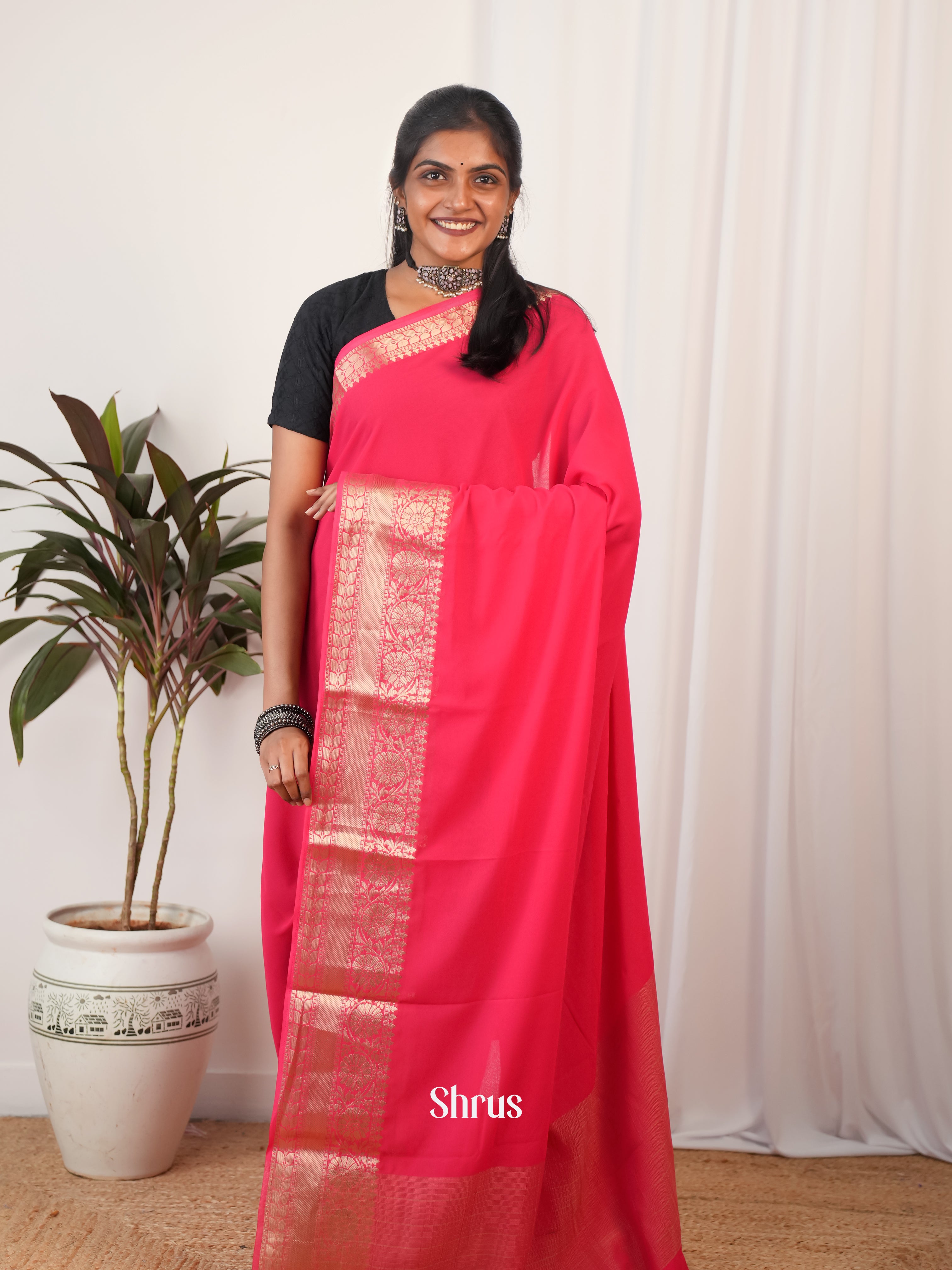 Reddish Pink - Semi Georgette Saree - Shop on Shrus.com
