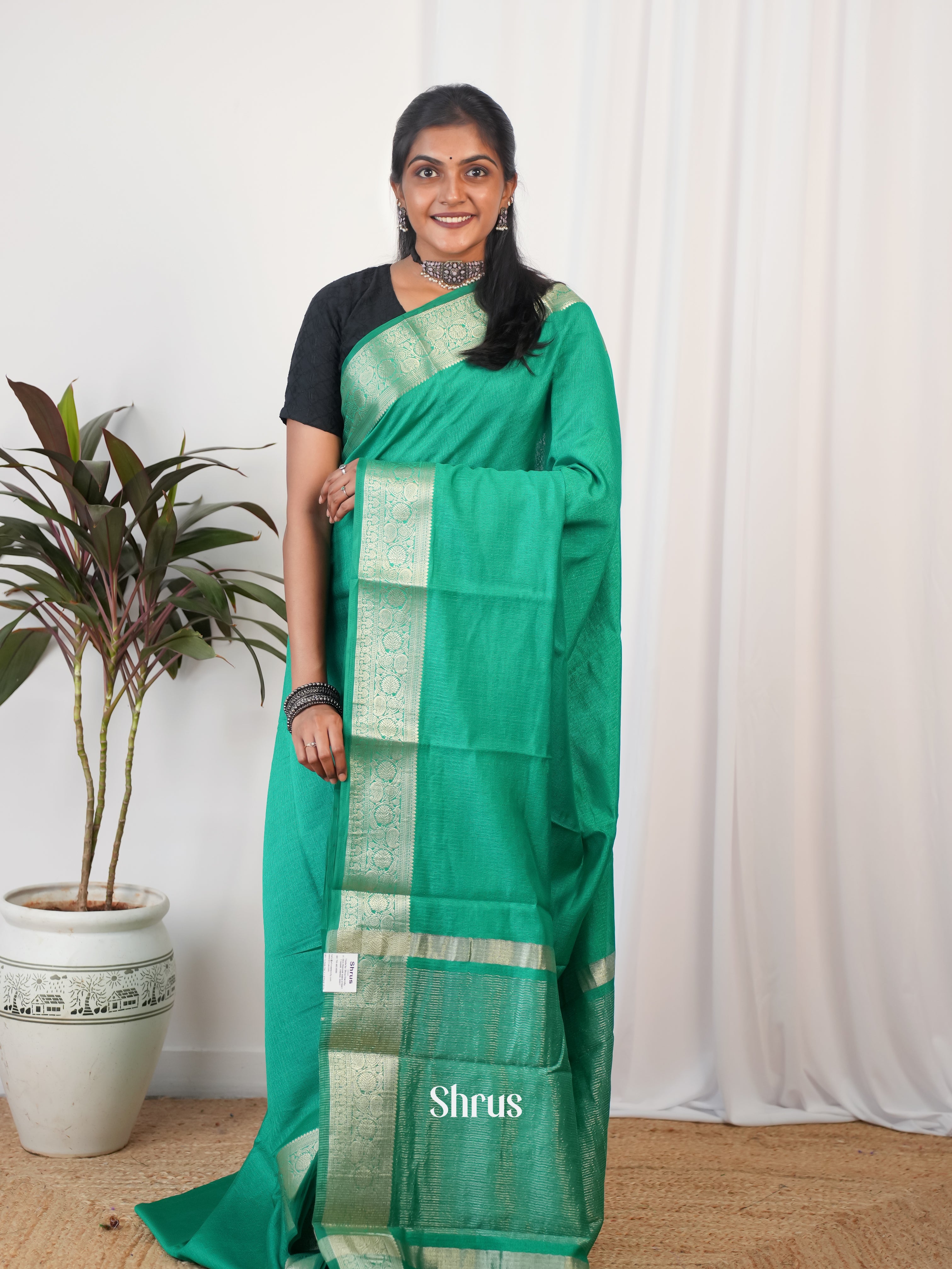 green - Semi Georgette Saree - Shop on Shrus.com