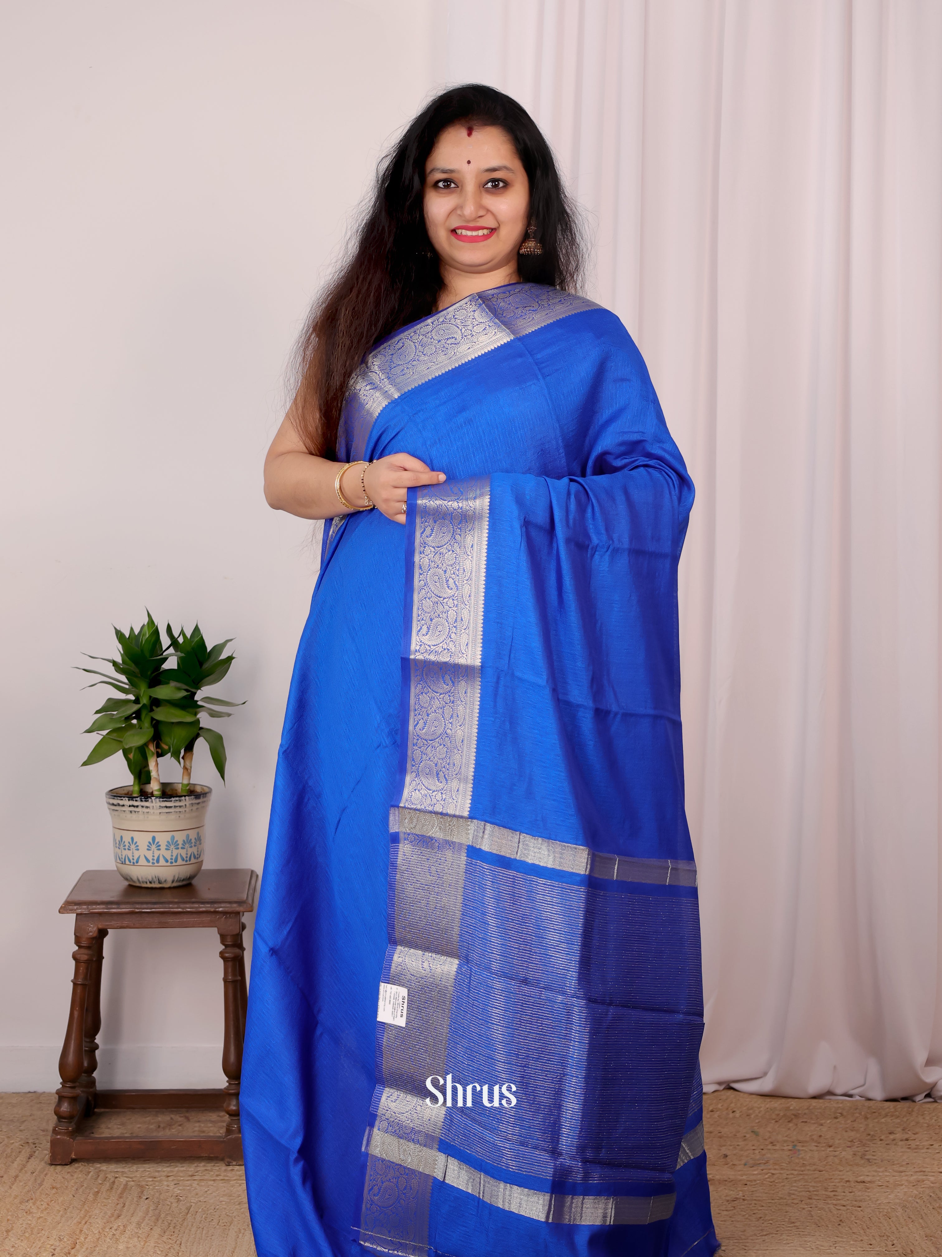 Blue & Red - Semi Georgette Saree - Shop on Shrus.com