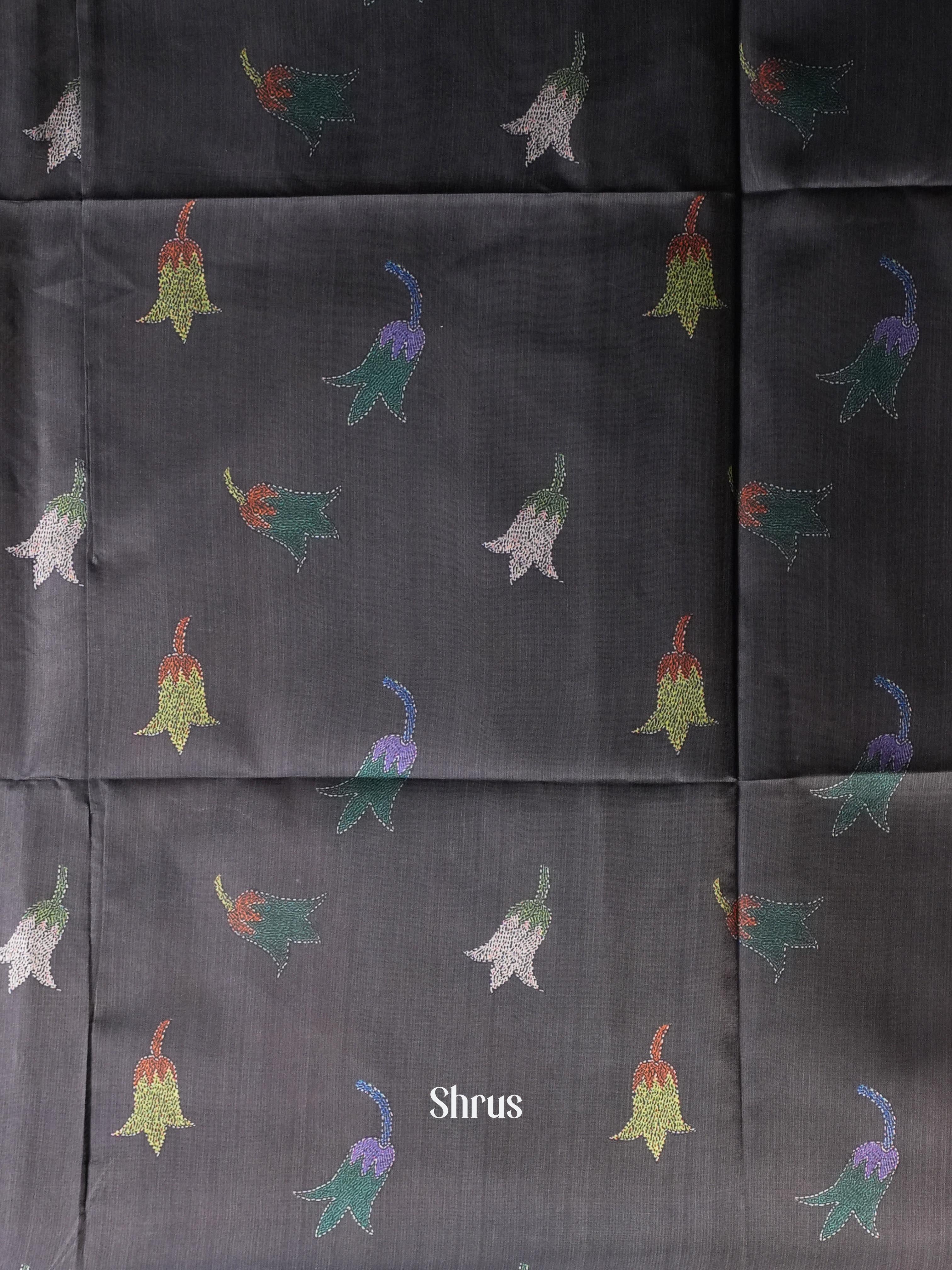 Mild Lavender & Black - Champa semi tussar - Shop on Shrus.com