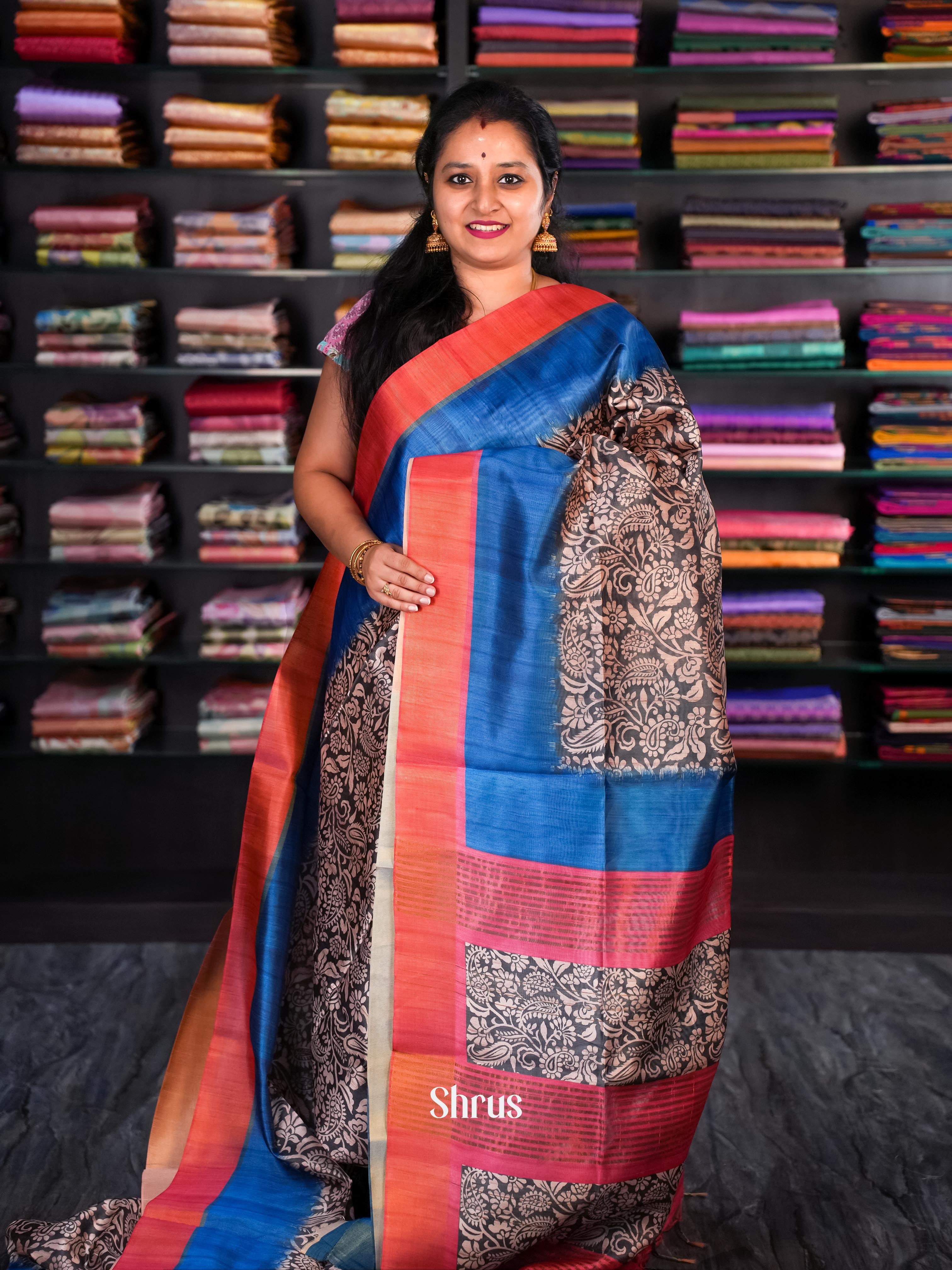 Black & Blue - Champa semi tussar - Shop on Shrus.com