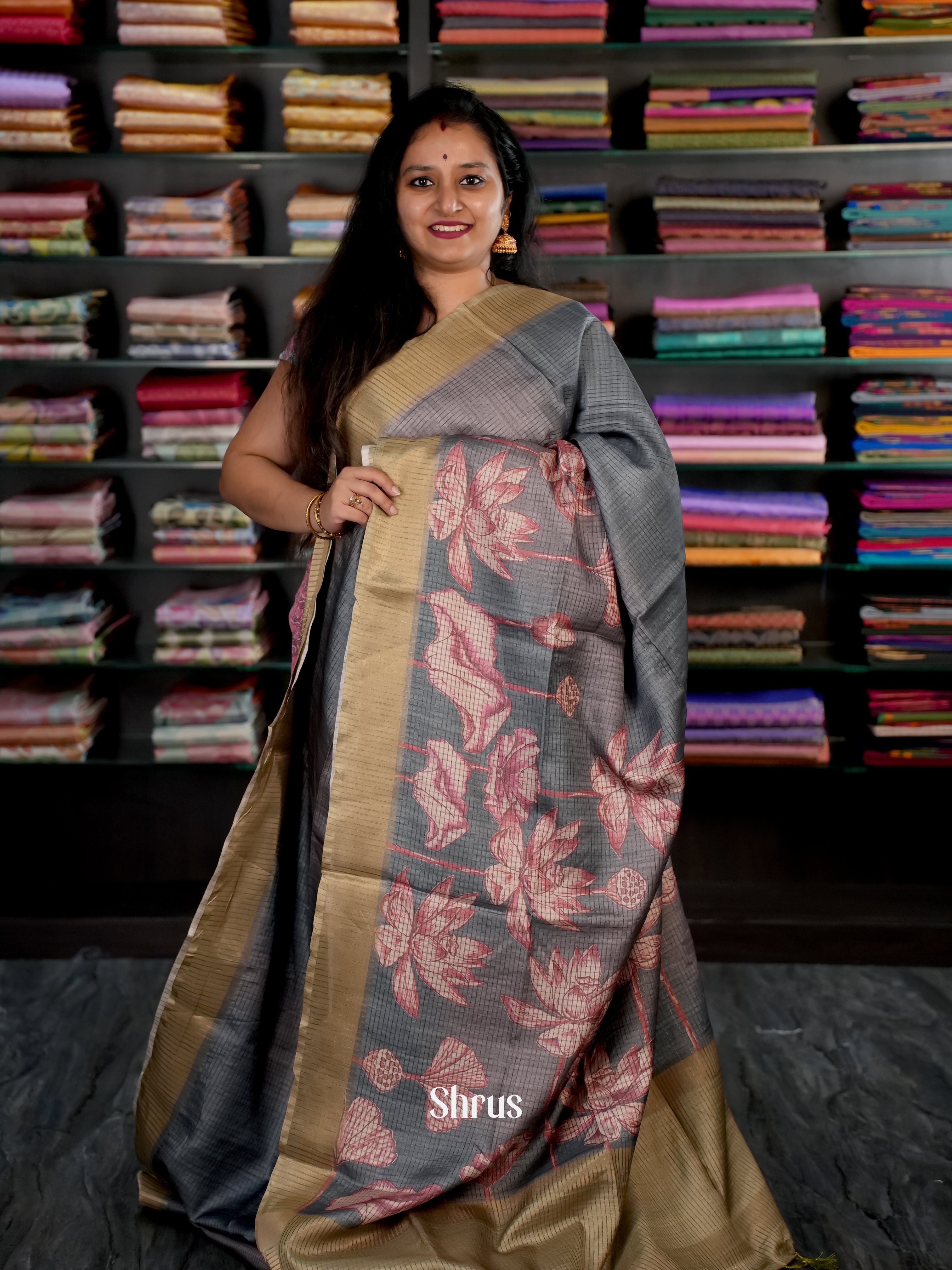 Grey - Champa semi tussar - Shop on Shrus.com