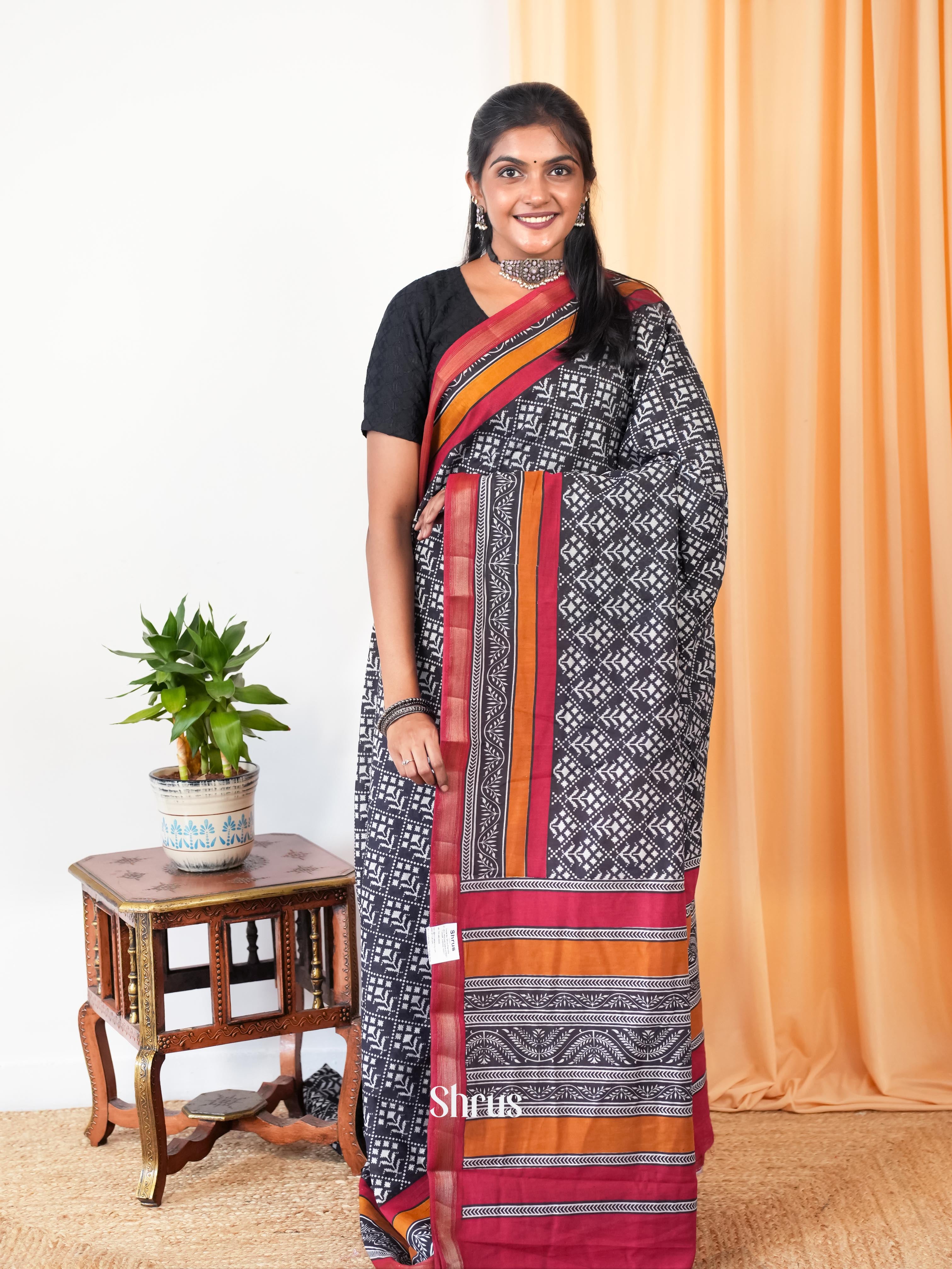Black & Red - Art Modal Saree - Shop on Shrus.com