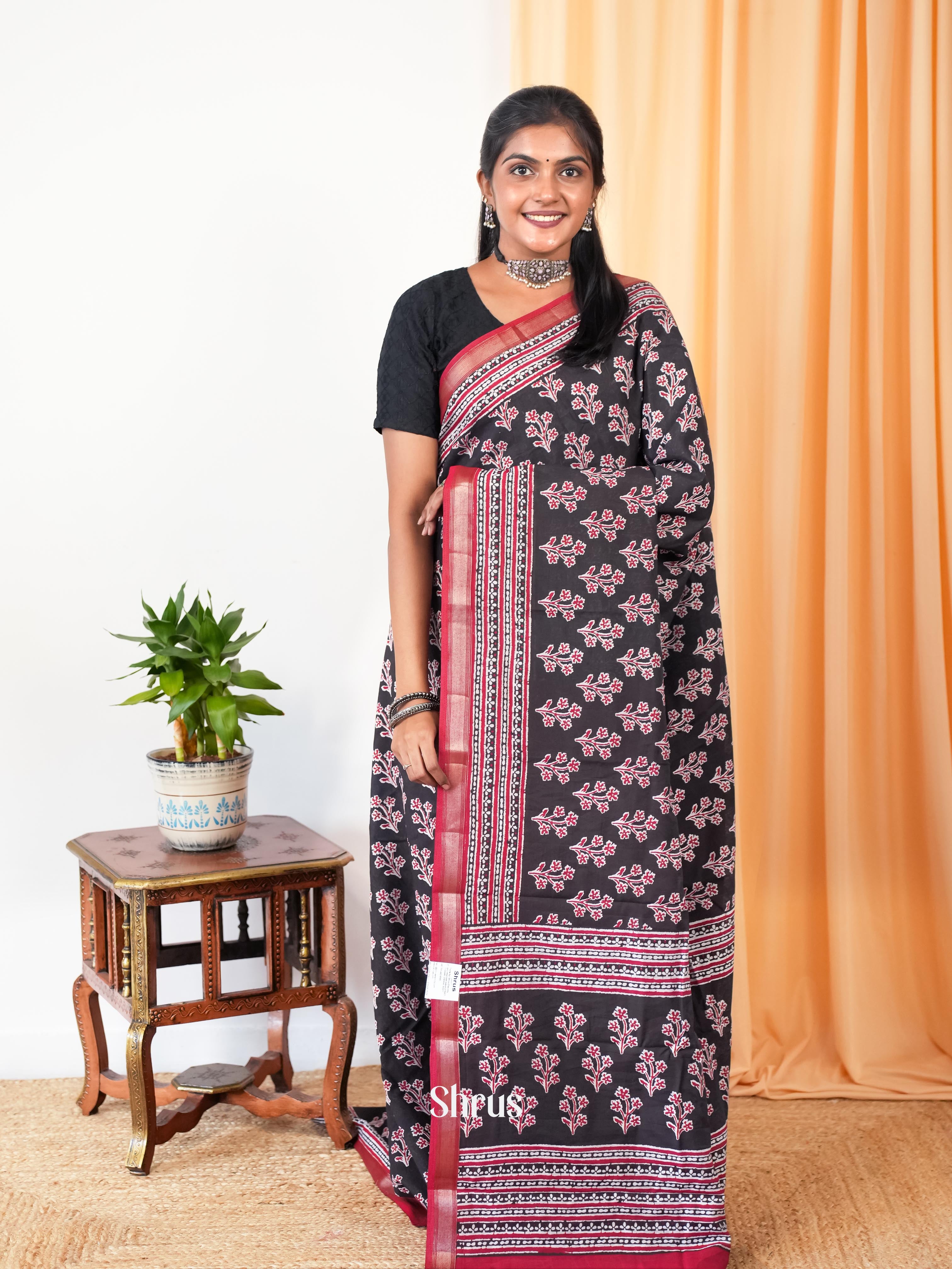 Black & Red - Art Modal Saree - Shop on Shrus.com