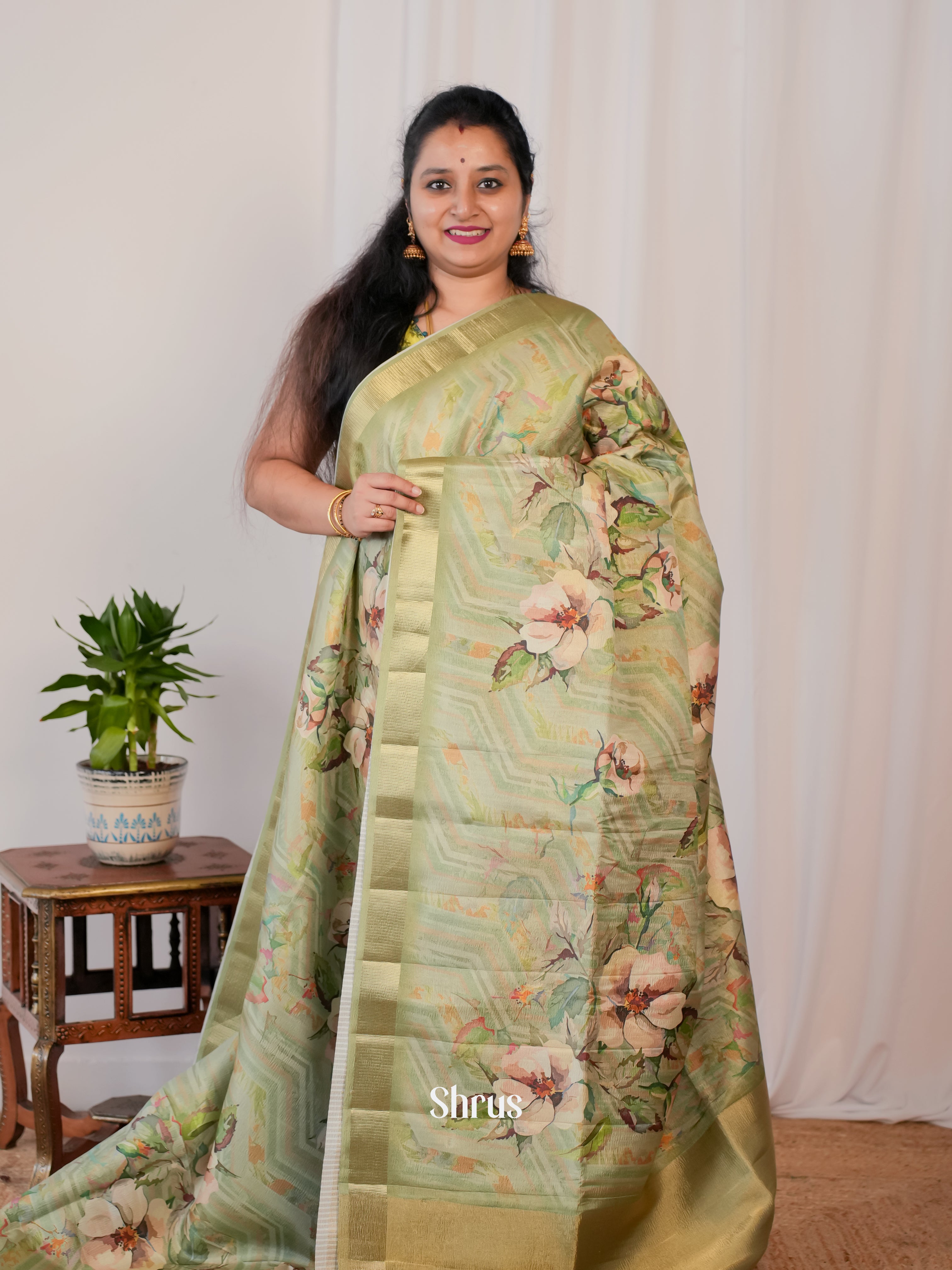 Green - Bamboo silk Saree - Shop on Shrus.com