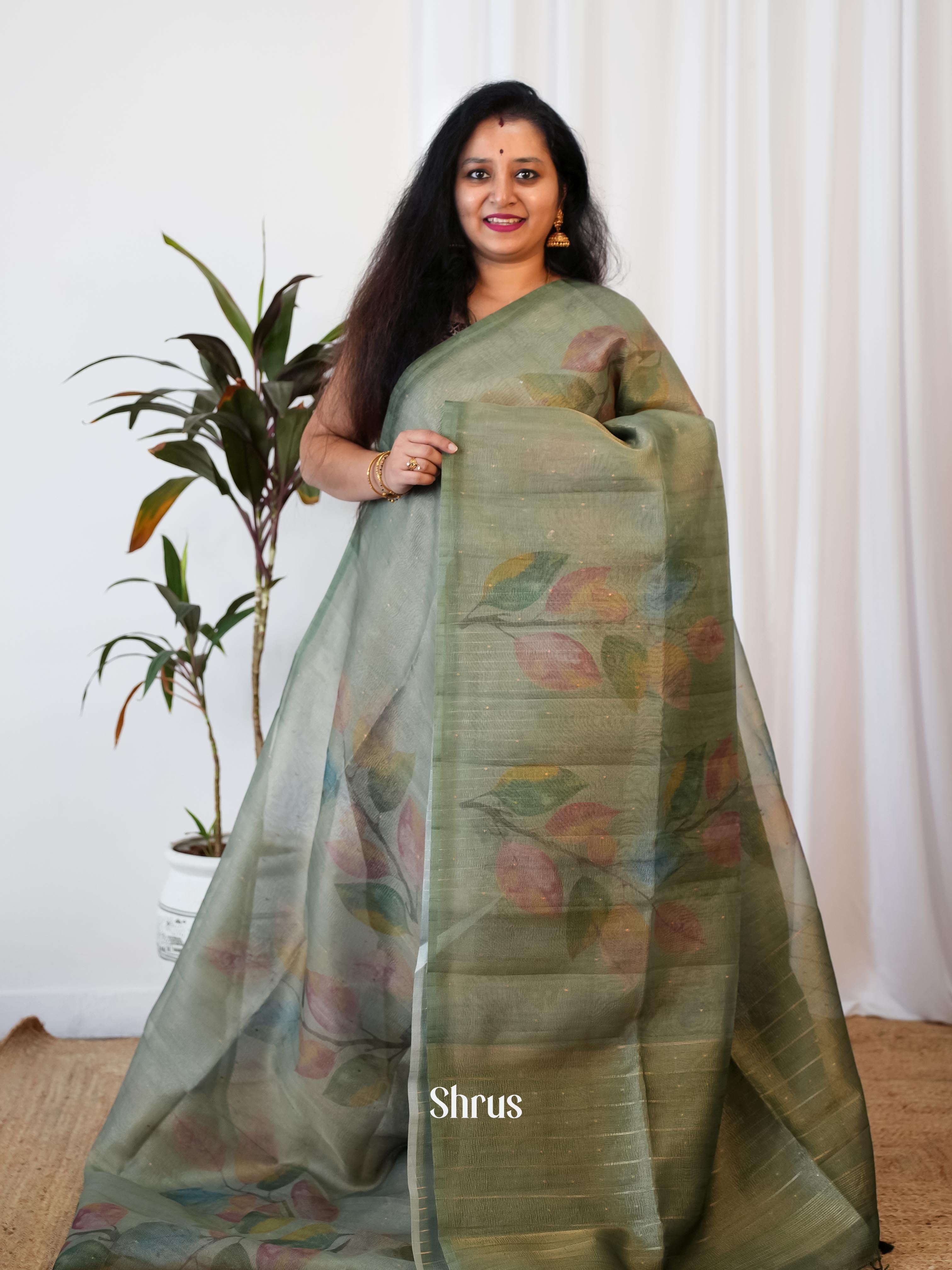 Green - Bamboo Silk Saree - Shop on Shrus.com