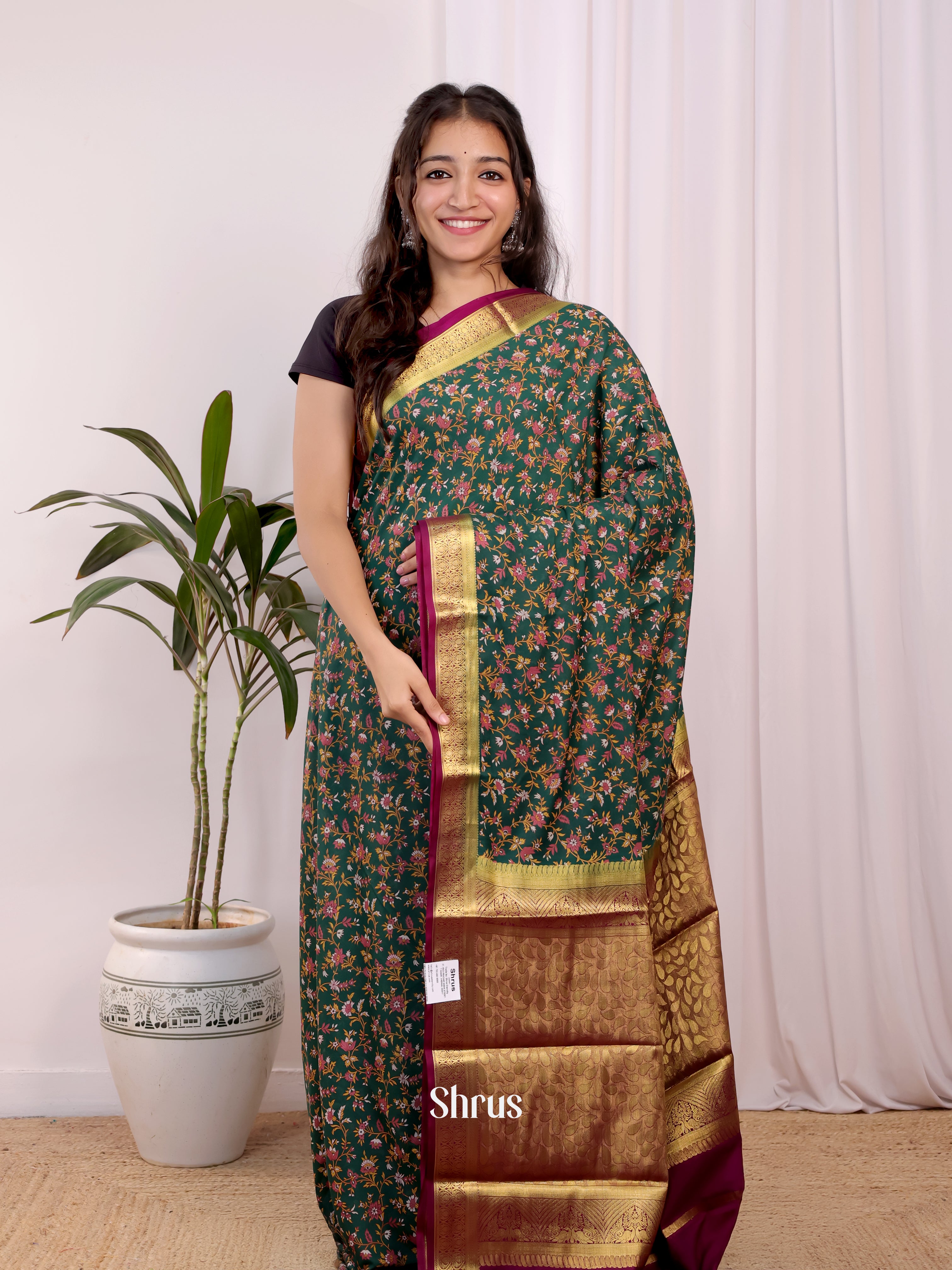 Green & Majenta - Semi Mysoresilk Saree - Shop on Shrus.com