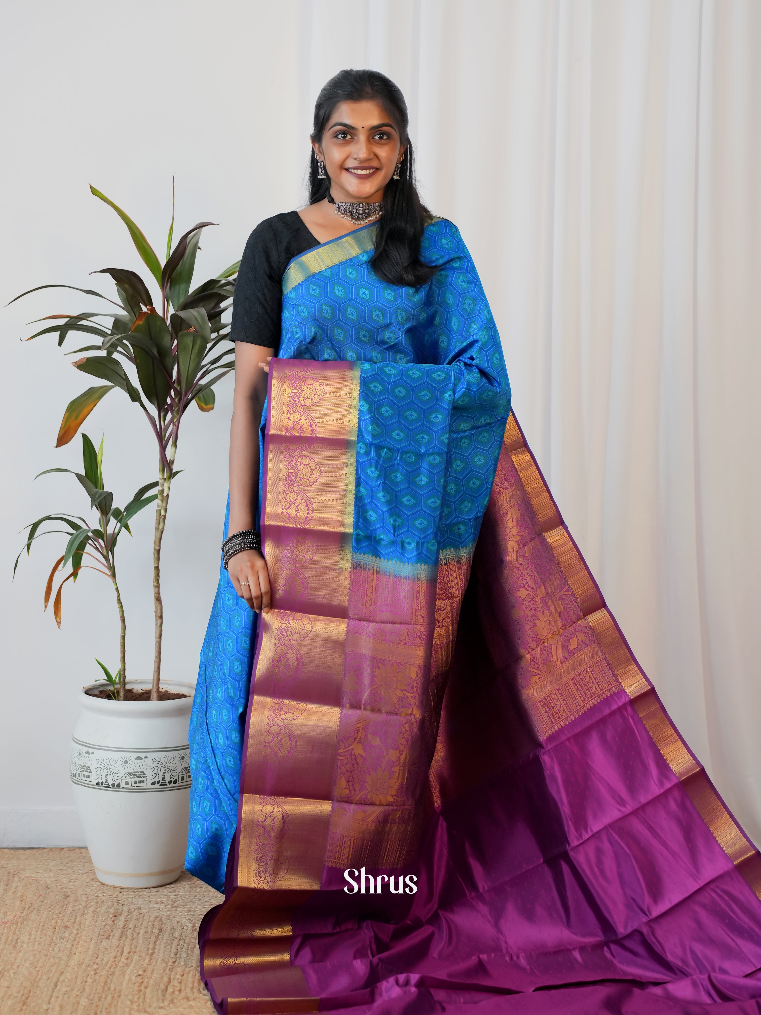 CIS19202 - Printed Silk Saree - Shop on Shrus.com