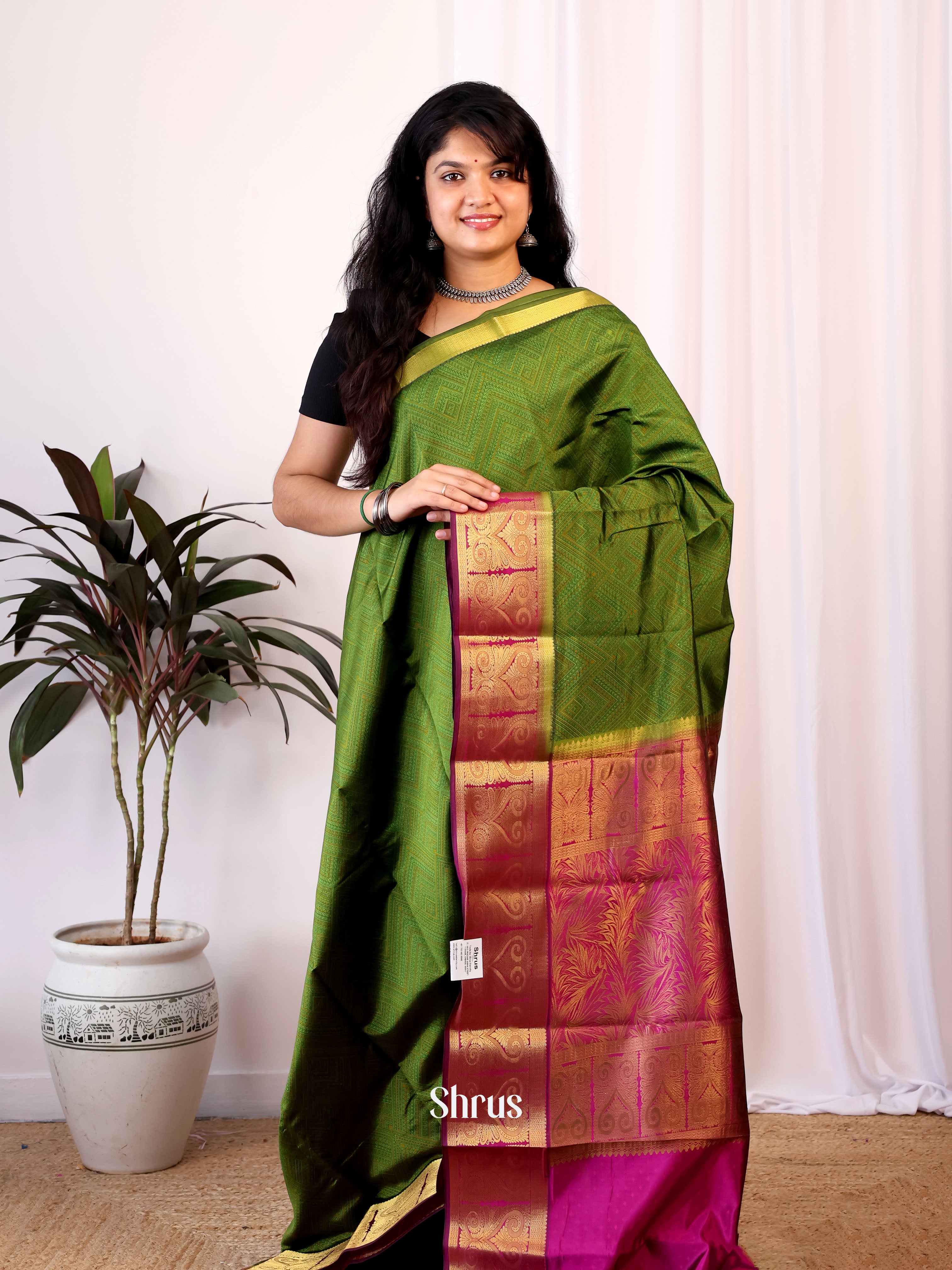 CIS19213 - Printed Silk Saree - Shop on Shrus.com
