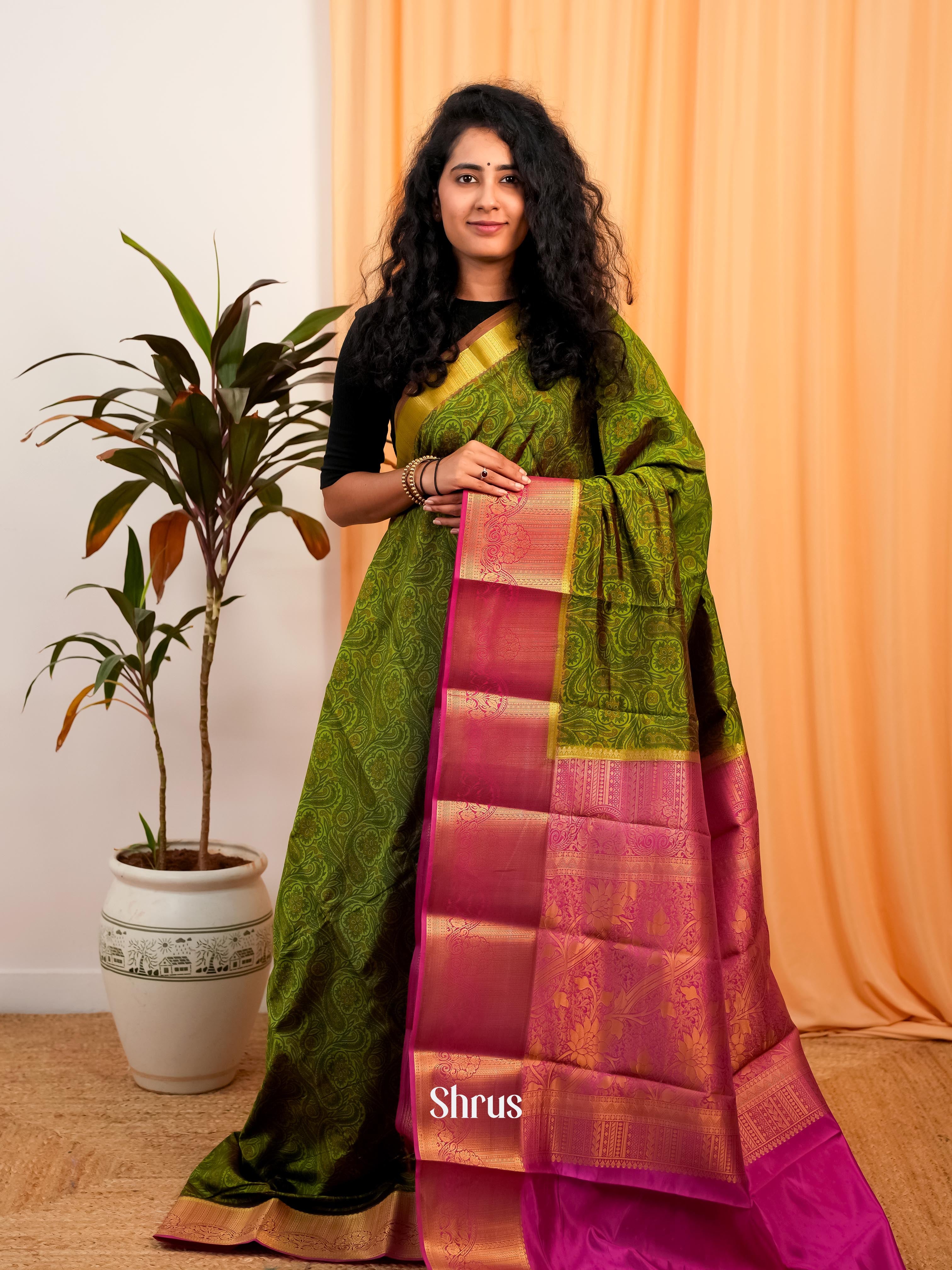Green & Majenta - Printed Silk Saree - Shop on Shrus.com