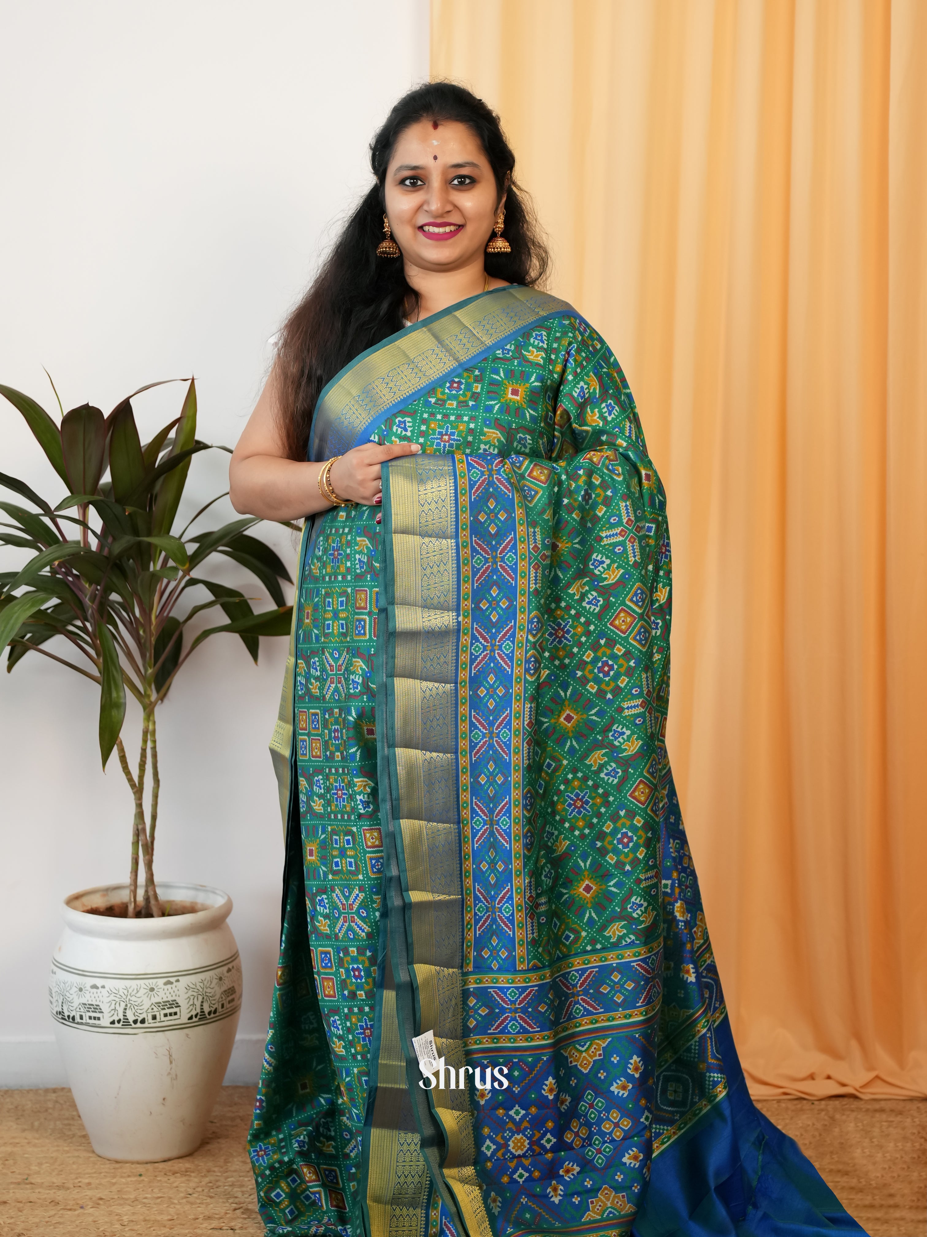 Green & Blue- Semi Patola - Shop on Shrus.com