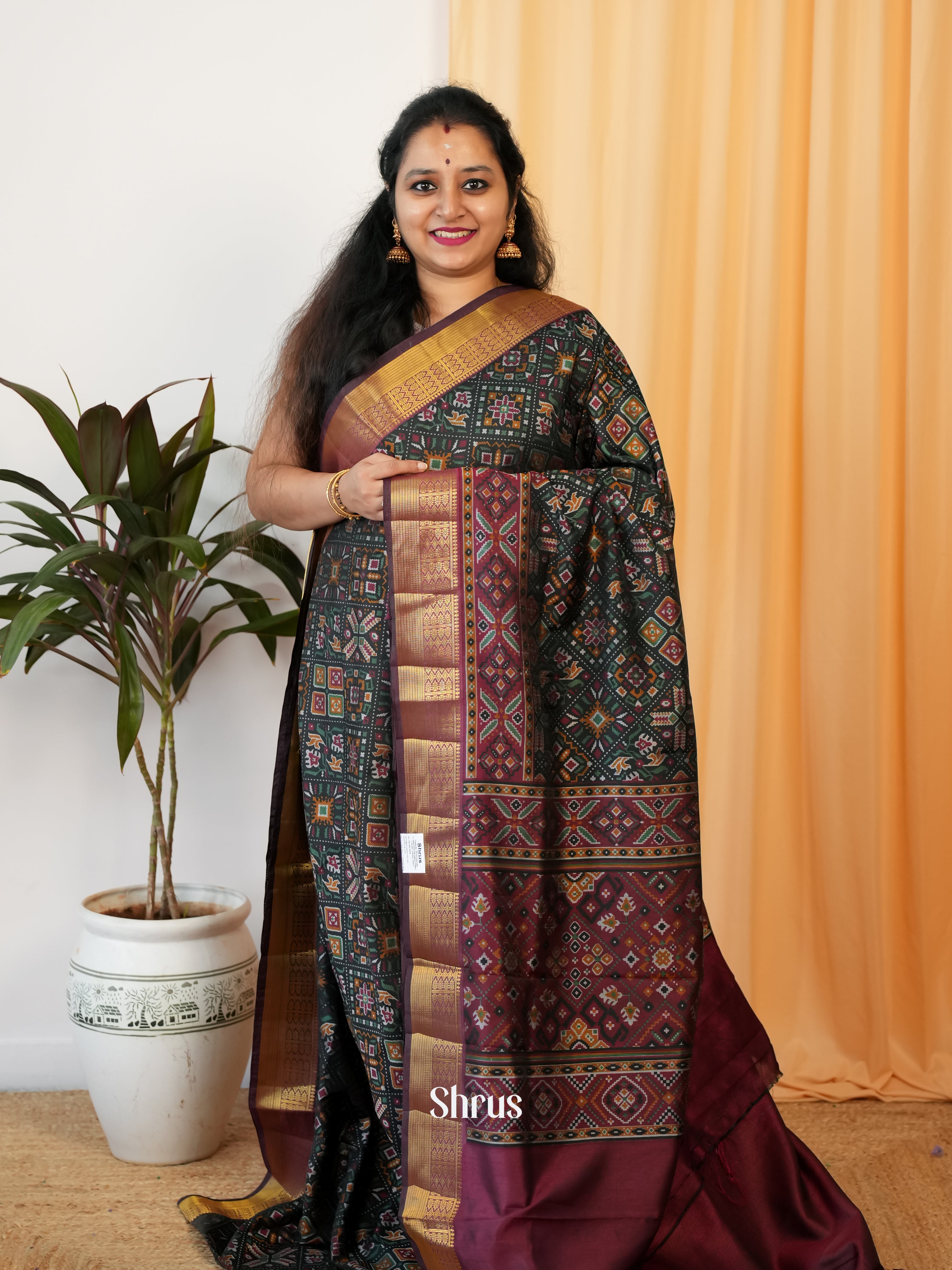 Black & Maroon - Semi Patola - Shop on Shrus.com