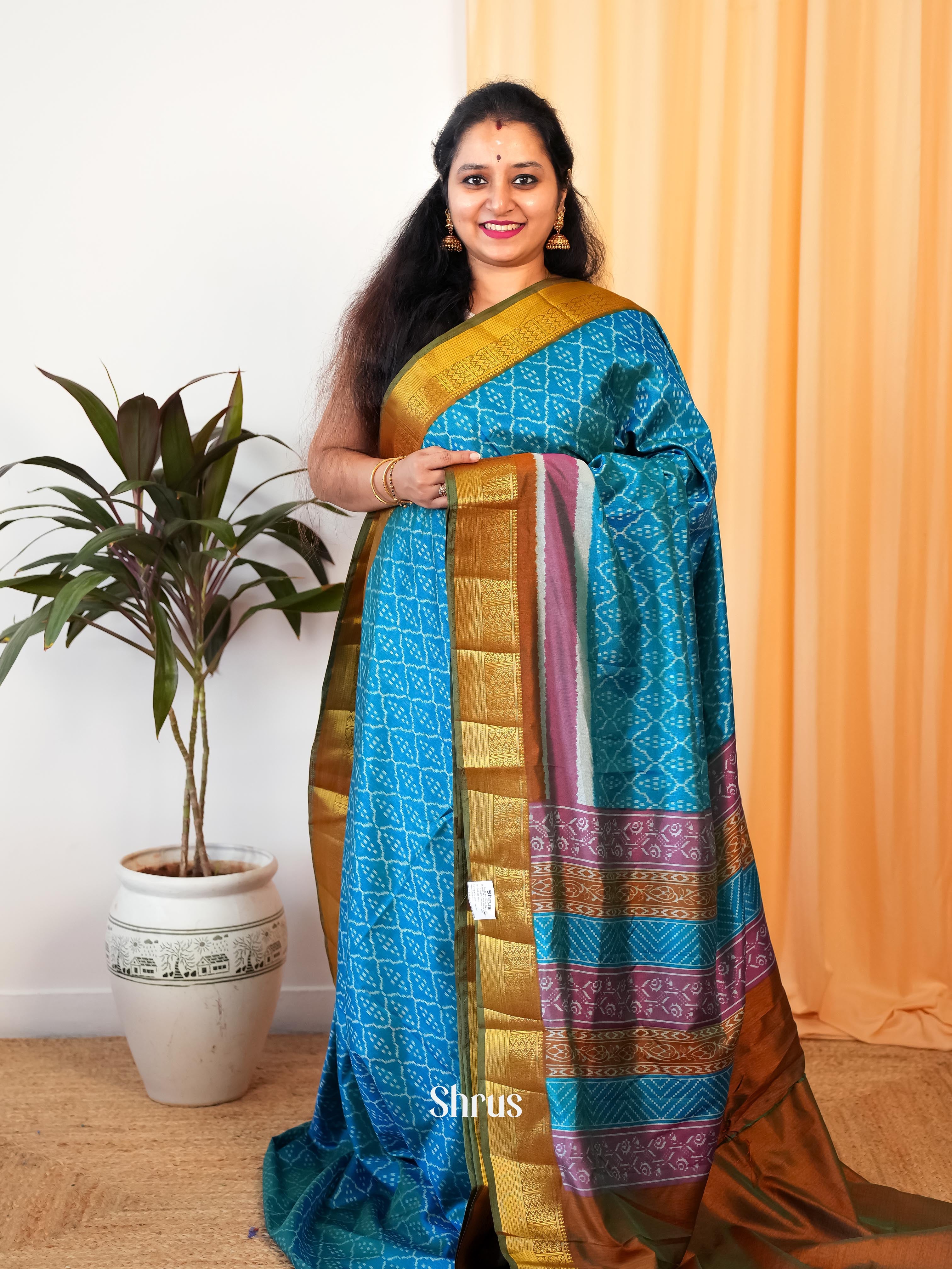 CIS19556 - Semi Patola Saree - Shop on Shrus.com