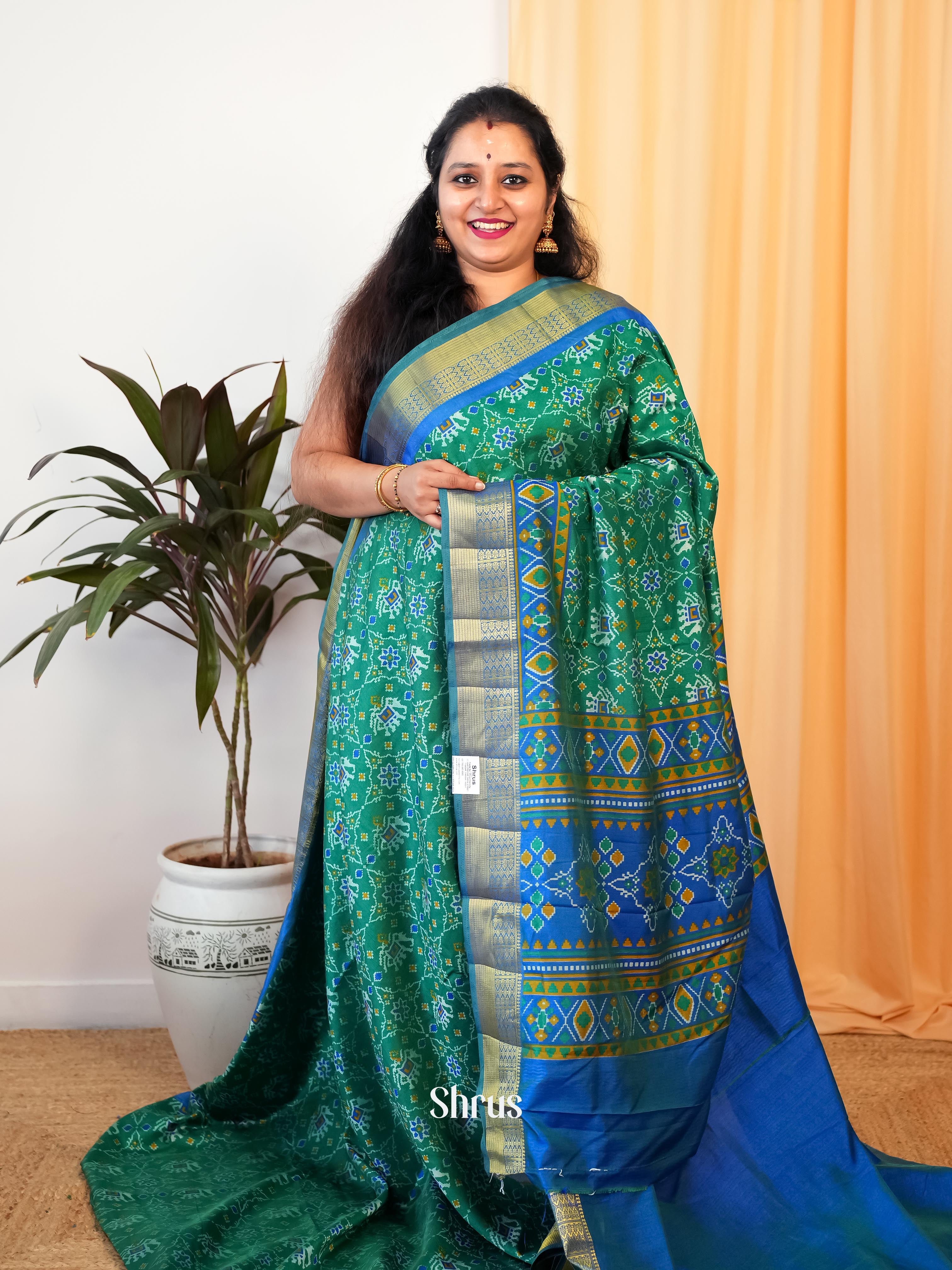 CIS19597 - Semi Patola Saree - Shop on Shrus.com