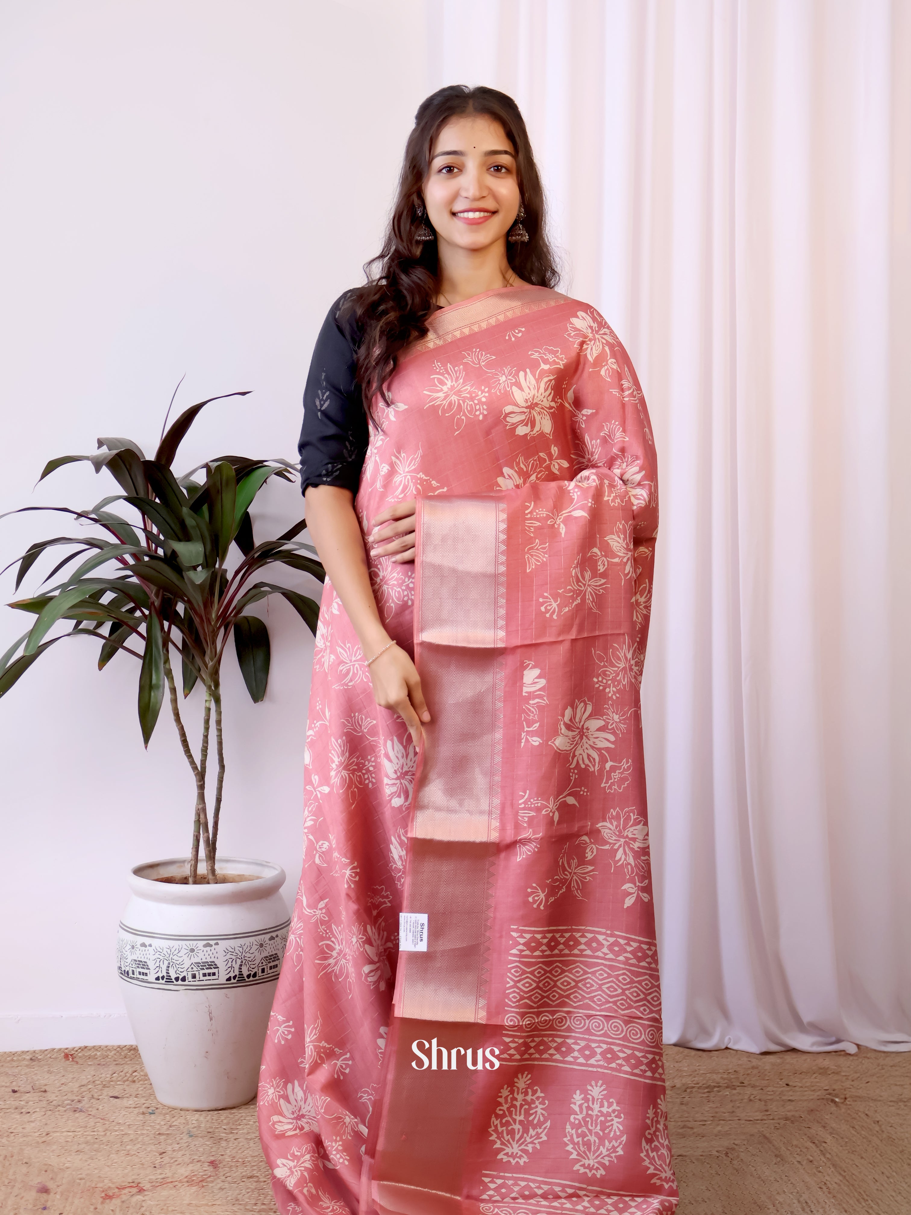 Pink- Semi Crepe Saree - Shop on Shrus.com