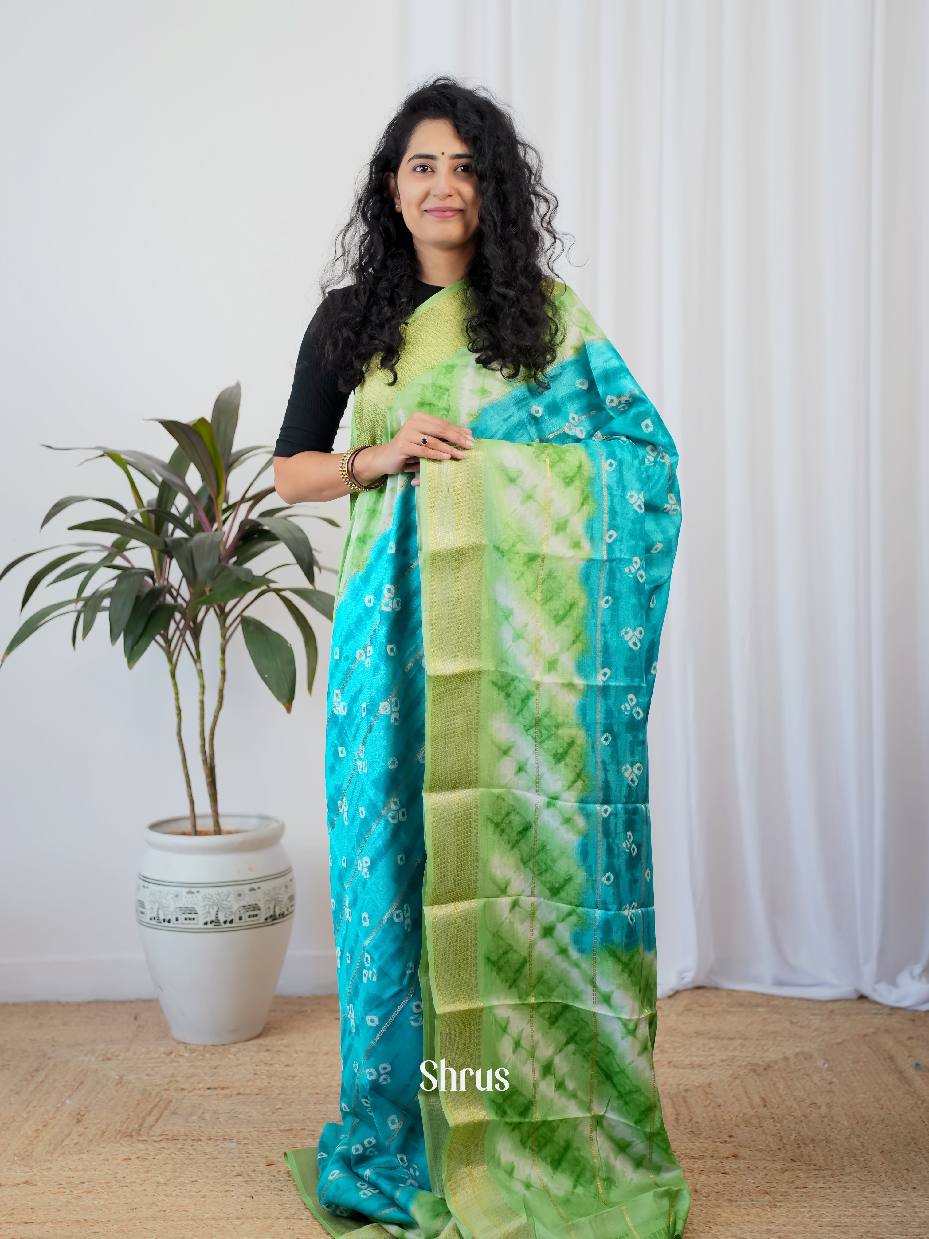 Teal & Green - Semi Crepe Saree - Shop on Shrus.com
