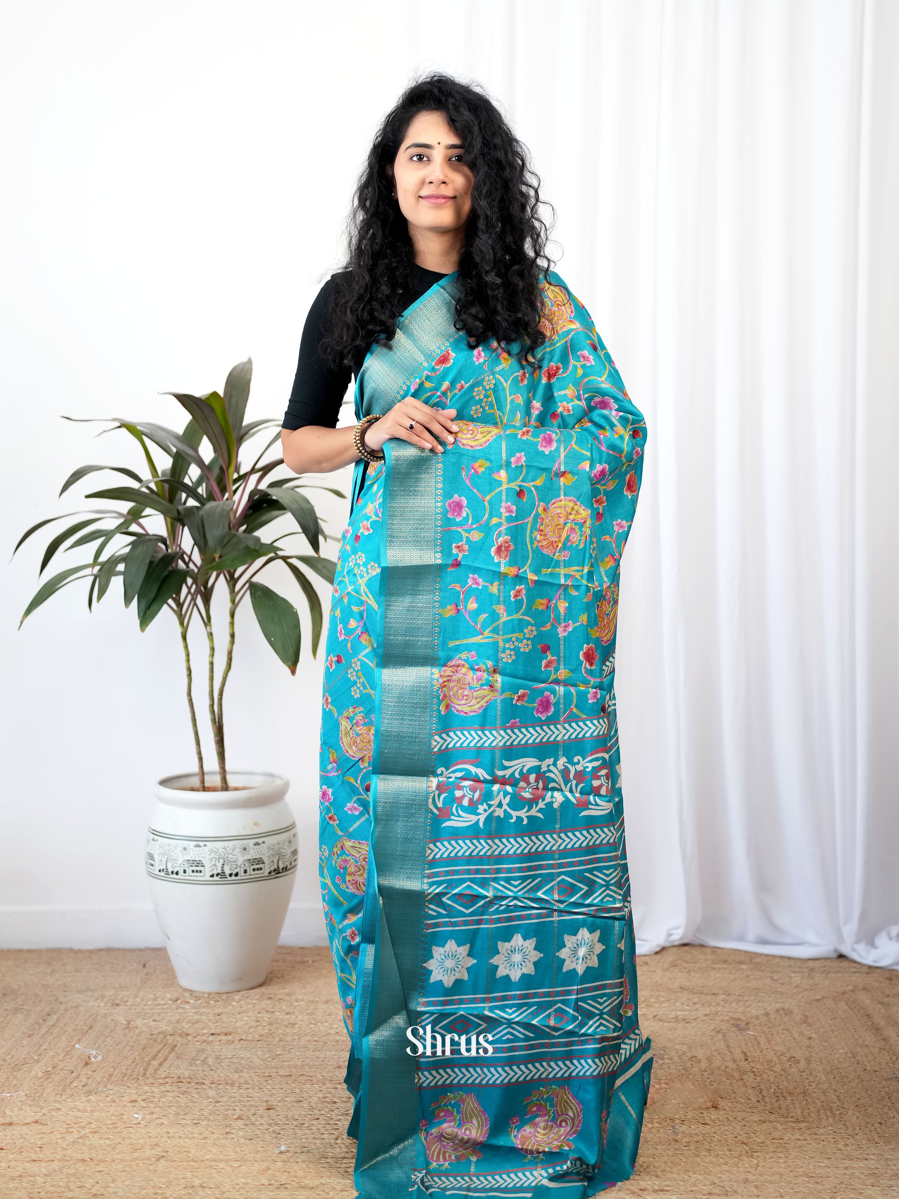 Green - Semi Crepe Saree - Shop on Shrus.com