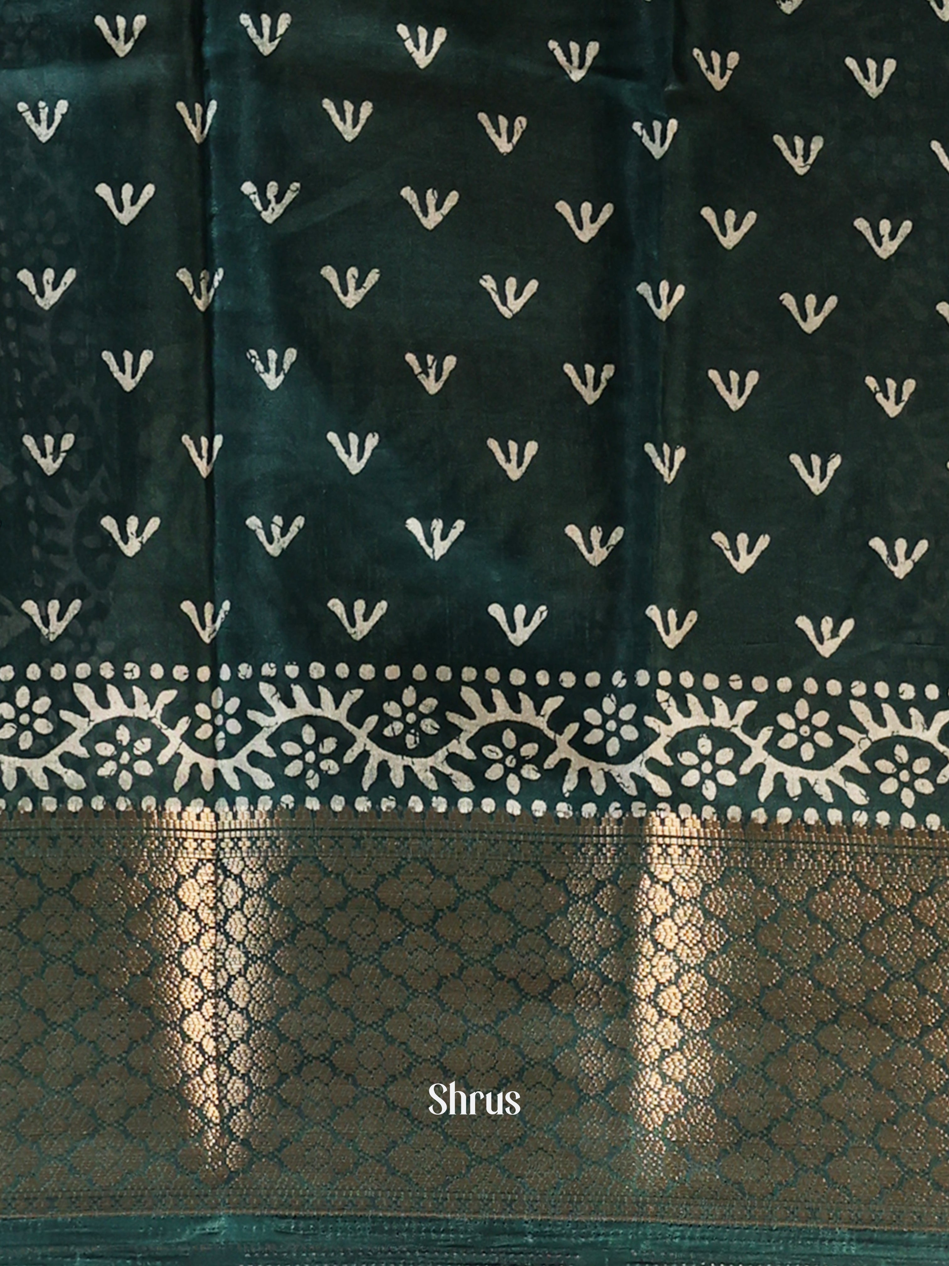 Green - Semi Crepe Saree - Shop on Shrus.com