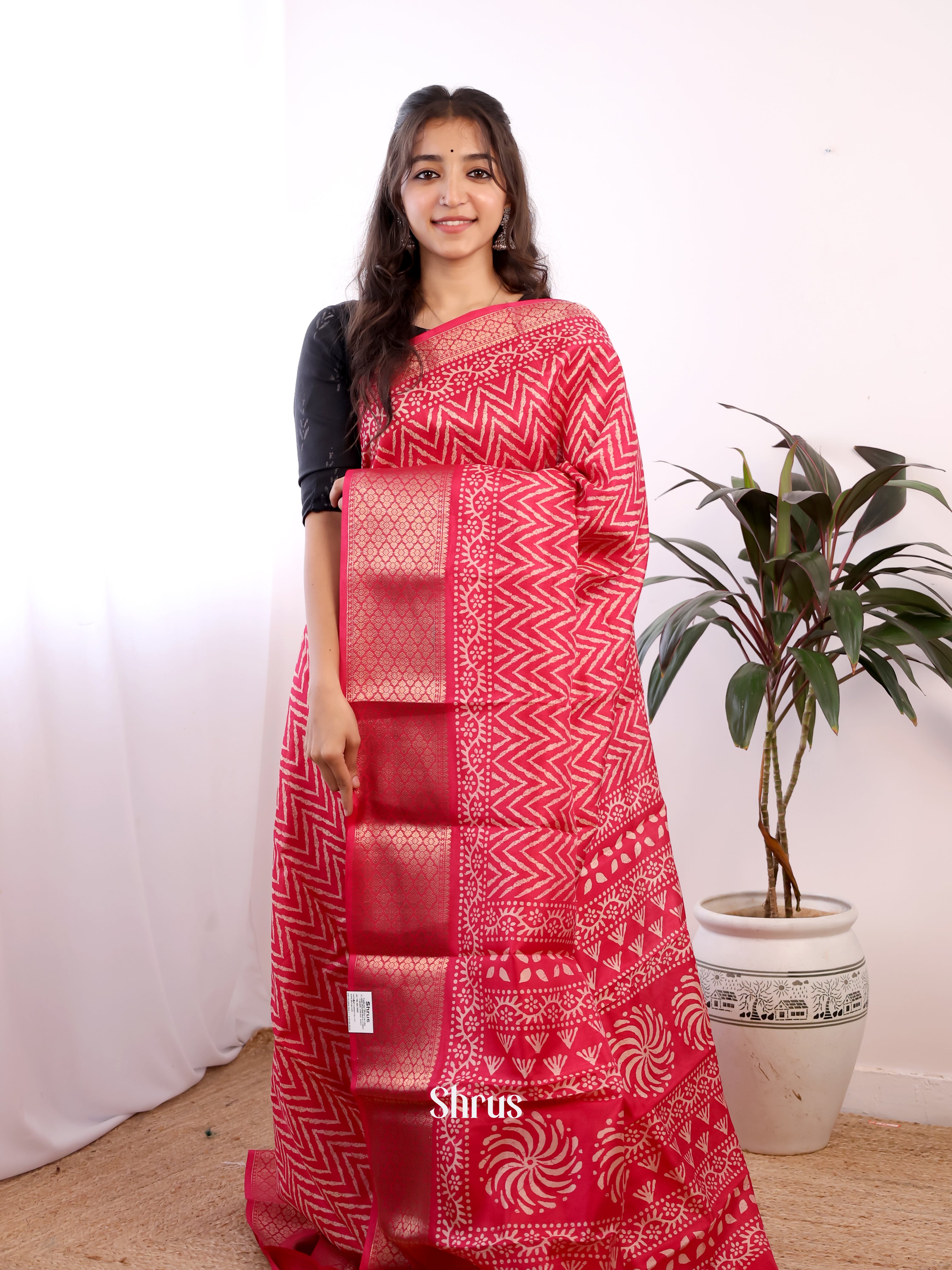 CIS20307 - Semi Crepe Saree - Shop on Shrus.com