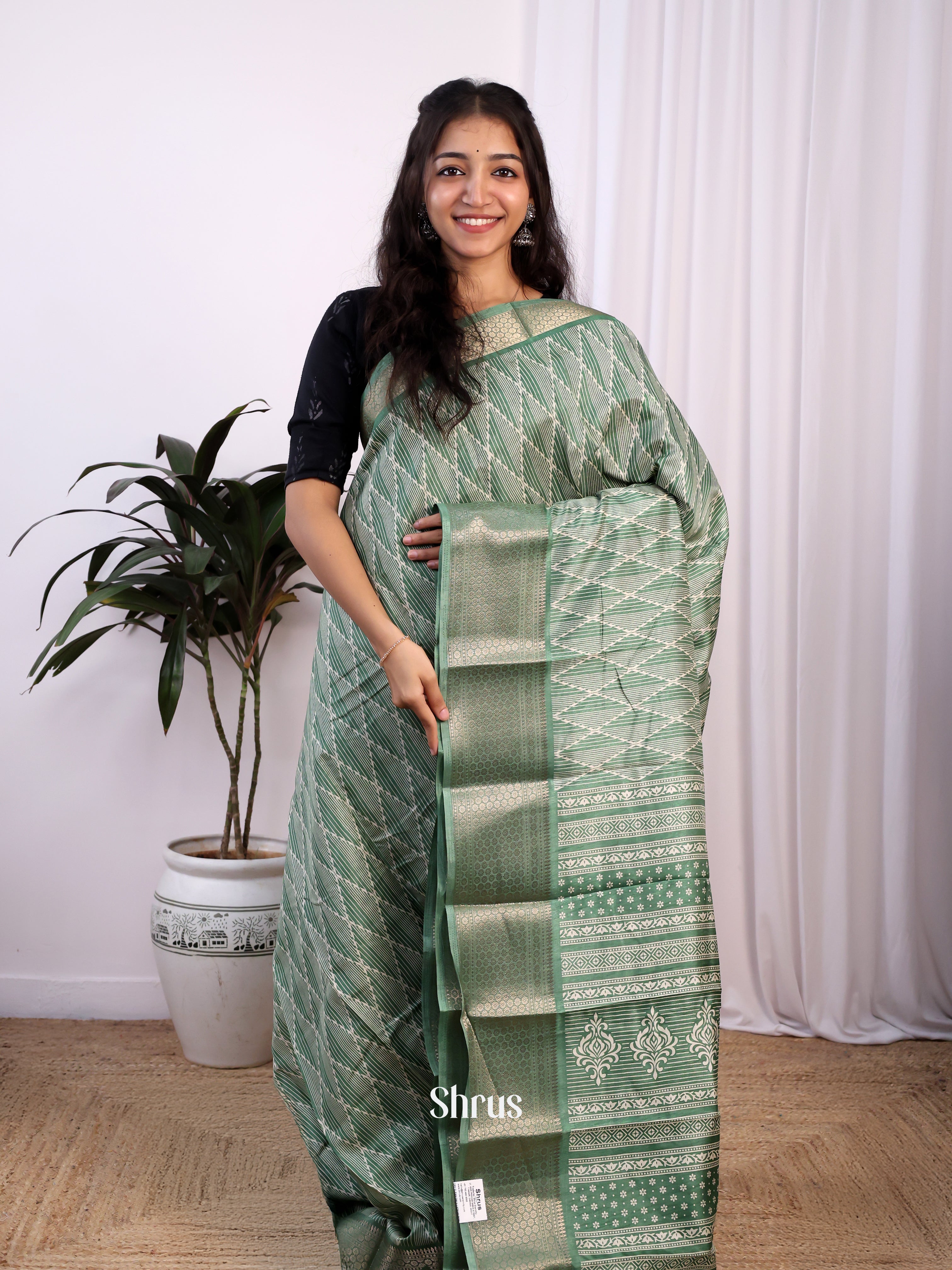 Green - Semi Crepe Saree - Shop on Shrus.com