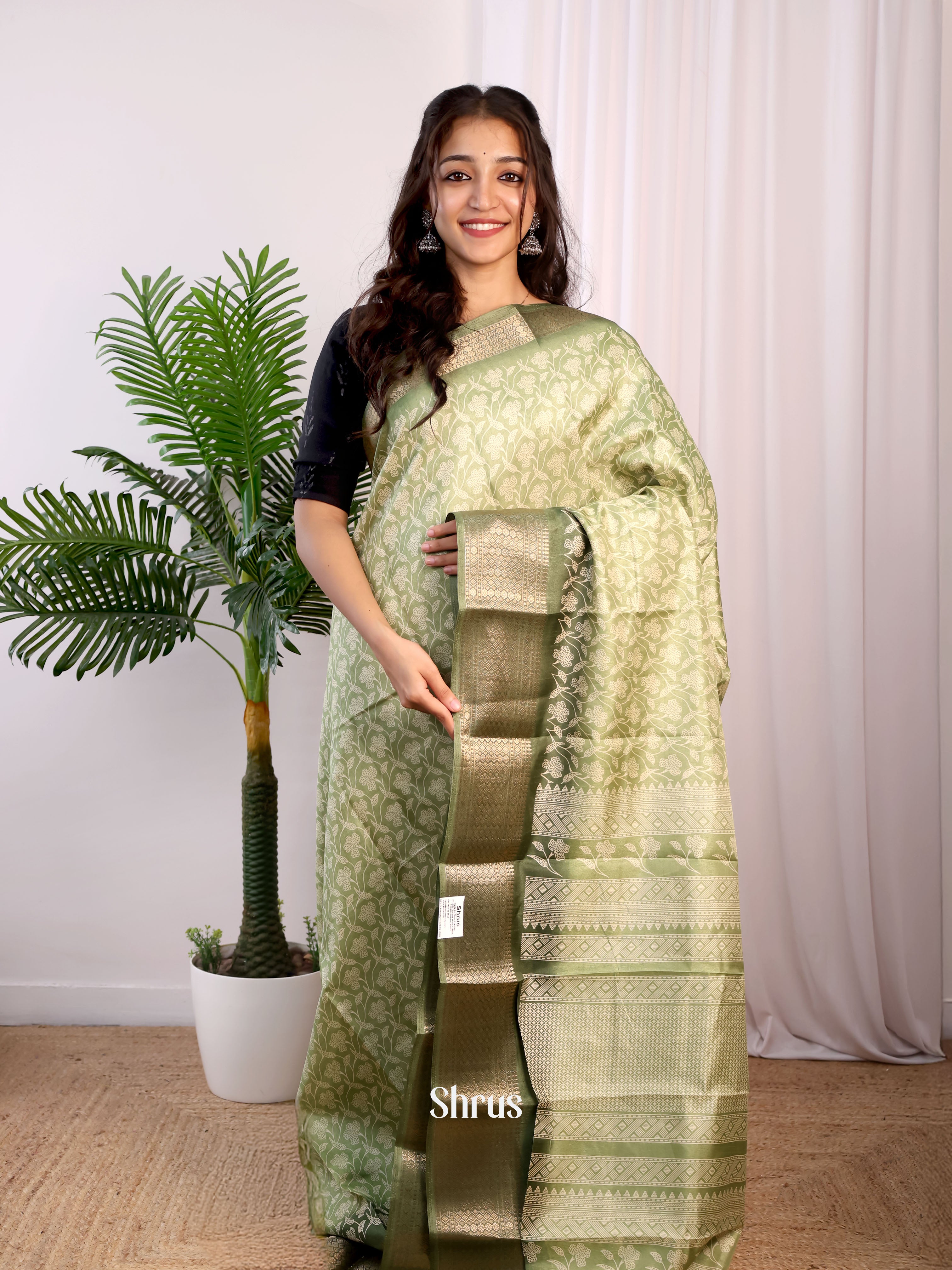 Lite Green & Green - Semi Crepe Saree - Shop on Shrus.com