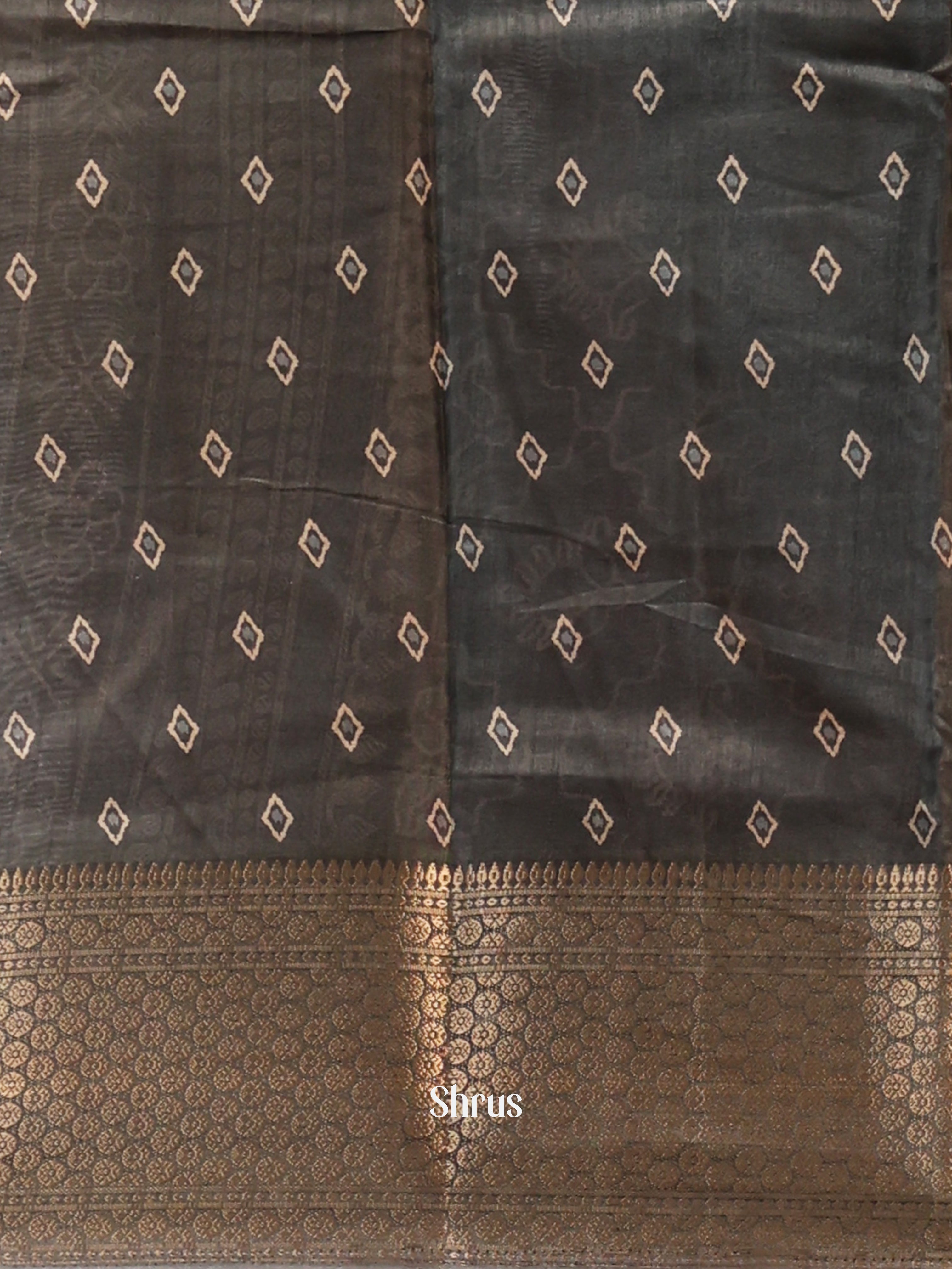 CIS20381 - Semi Crepe Saree - Shop on Shrus.com