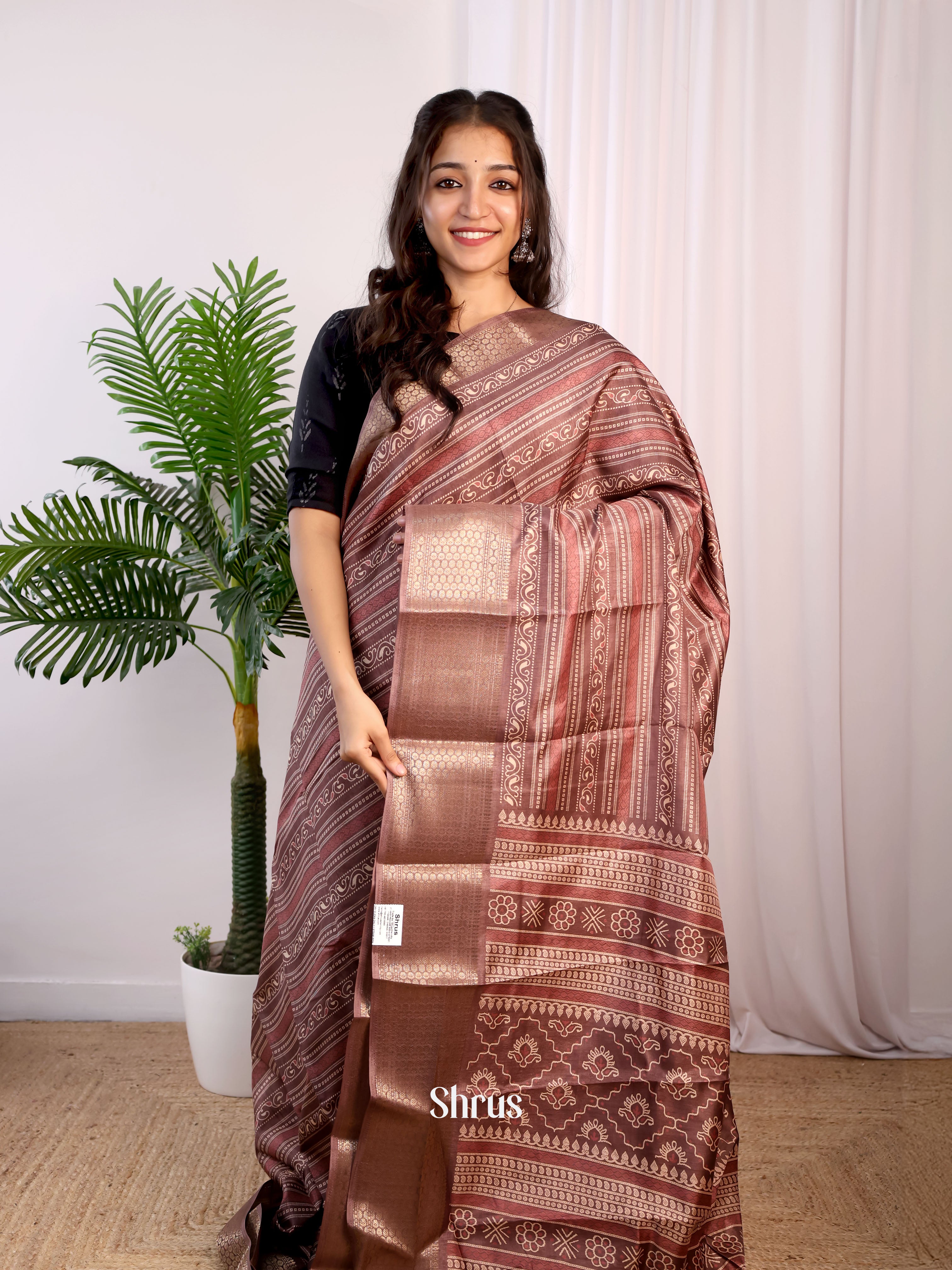 Brown- Semi Crepe Saree - Shop on Shrus.com