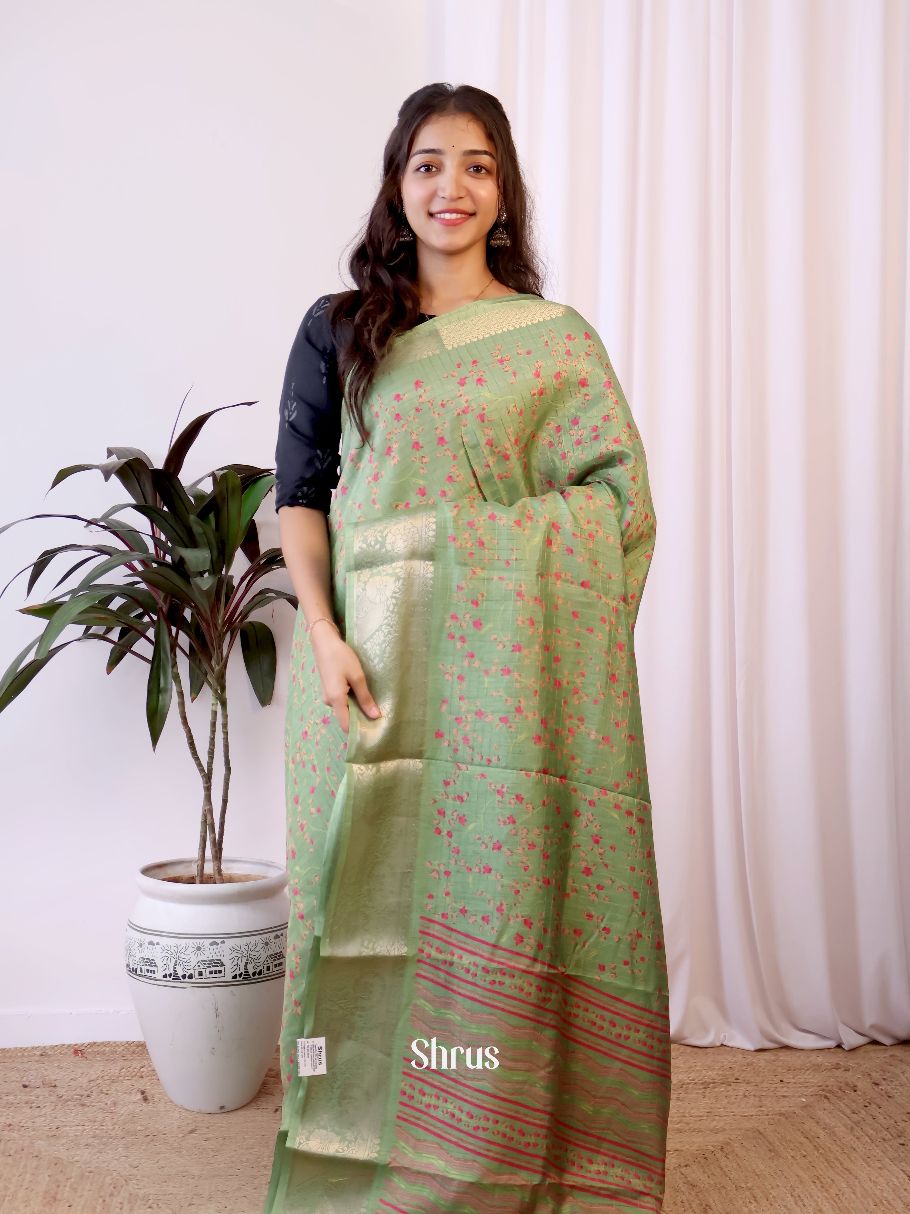 Green- Semi Crepe Saree - Shop on Shrus.com