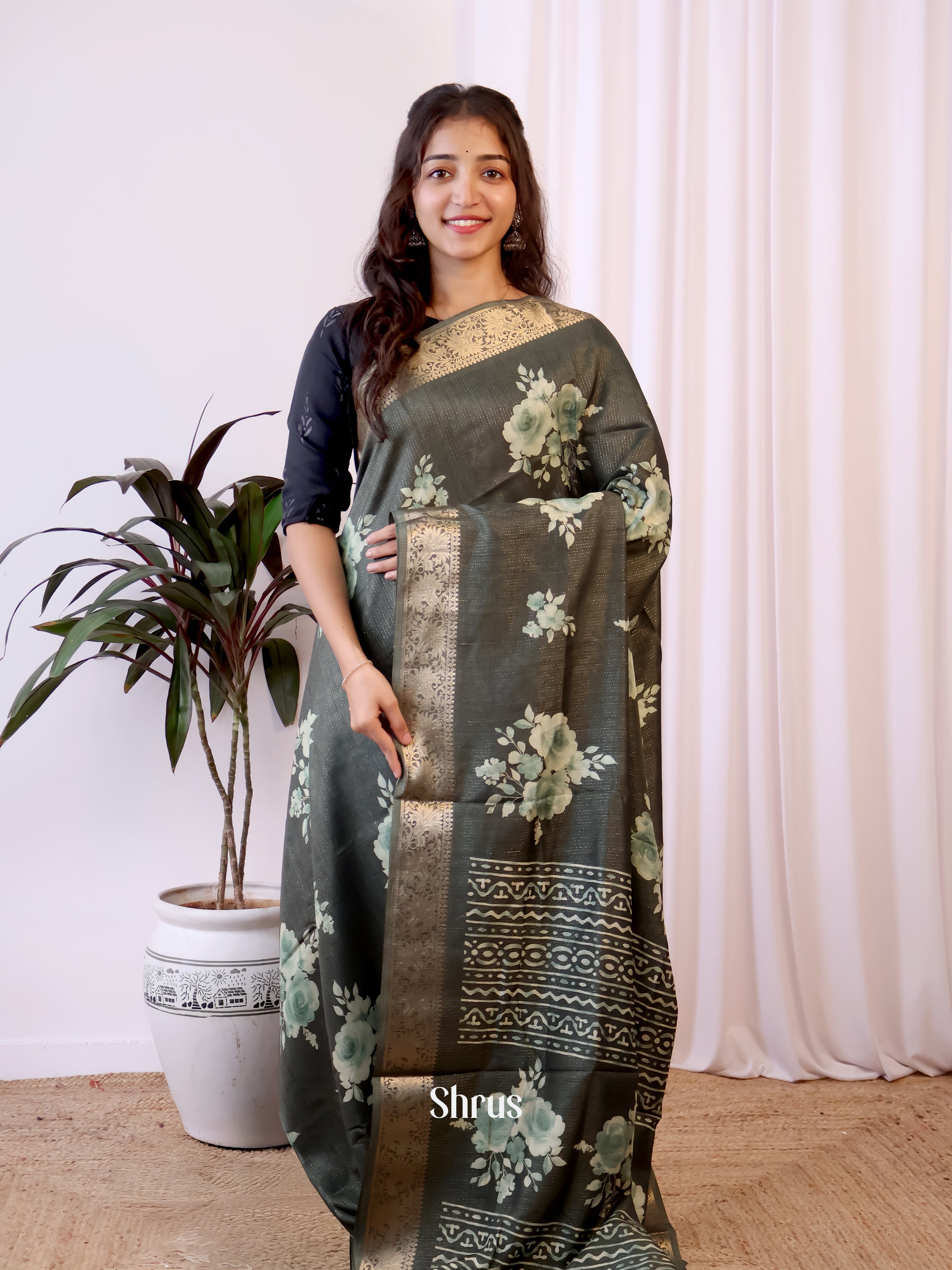 Greyish Green - Semi Crepe Saree - Shop on Shrus.com