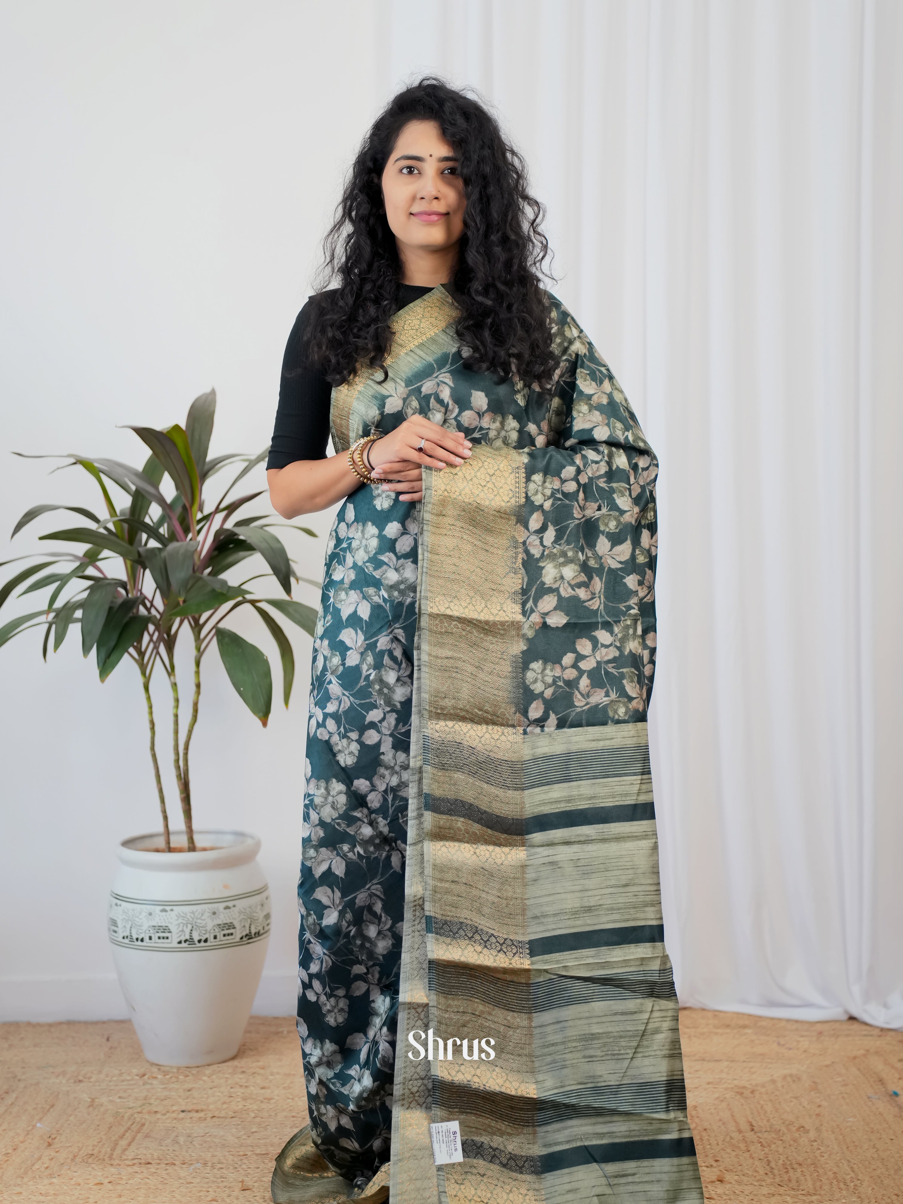 Green & Grey - Semi Crepe Saree - Shop on Shrus.com