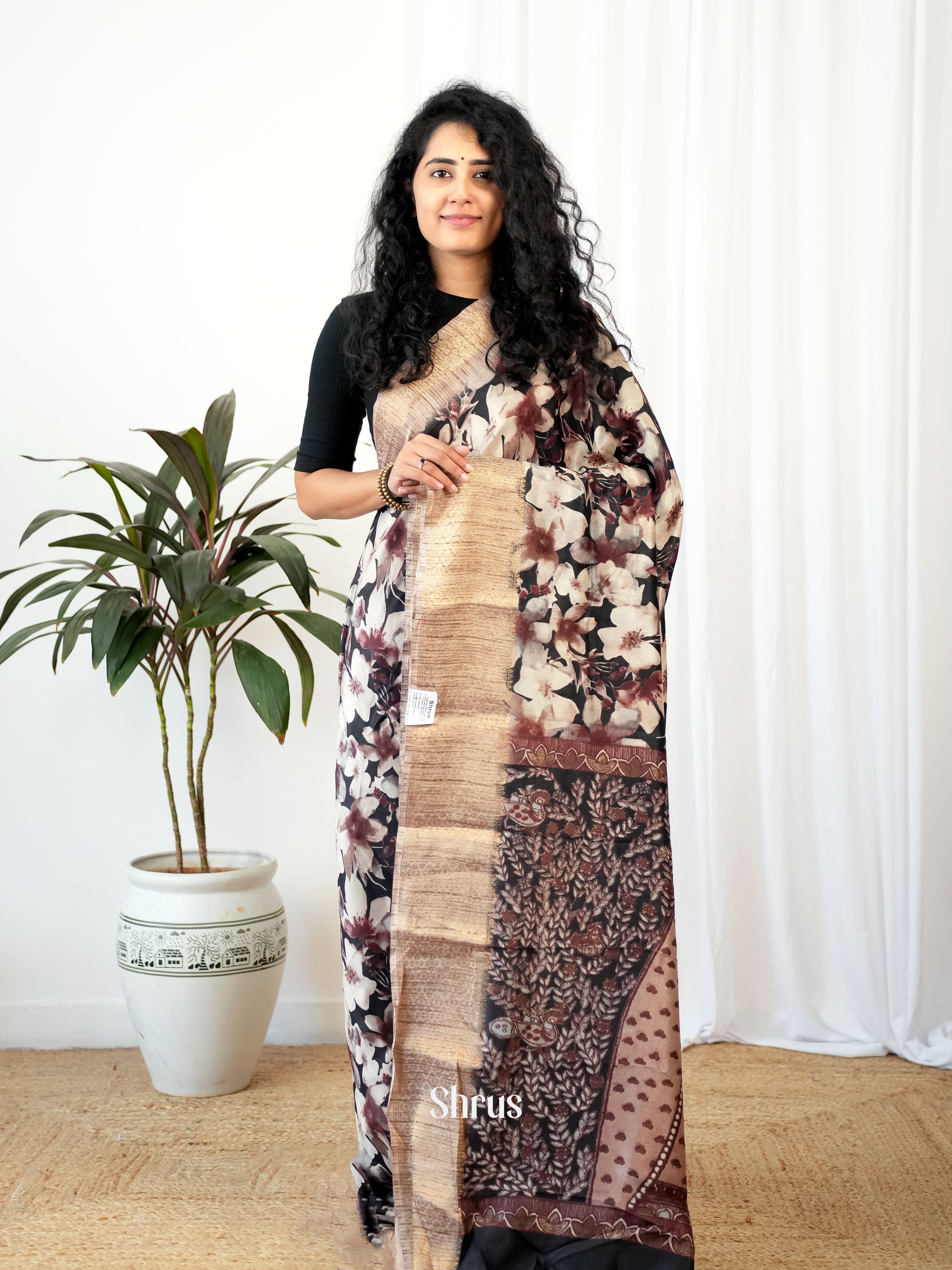 Brown & Beige - Semi Crepe Saree - Shop on Shrus.com