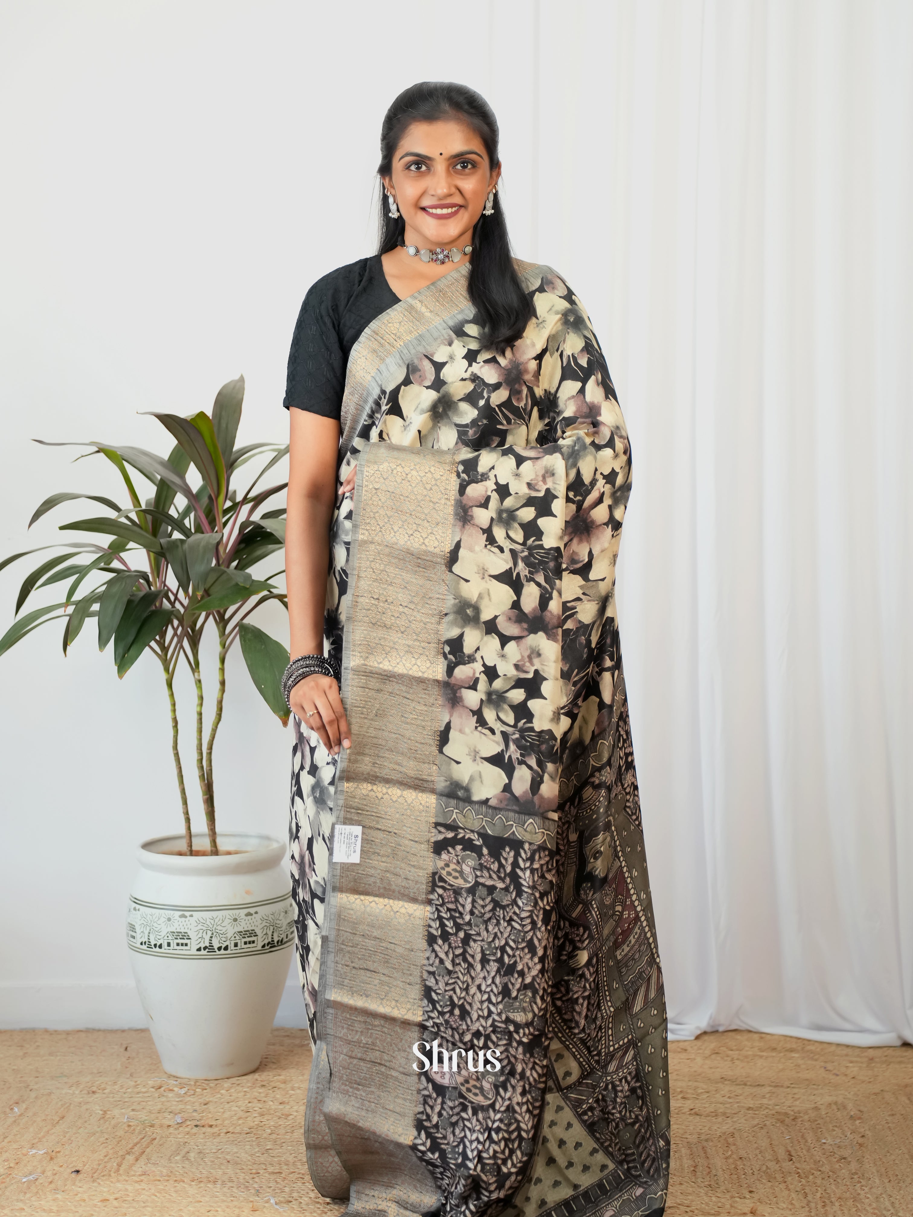 Black & Grey- Semi Crepe Saree - Shop on Shrus.com