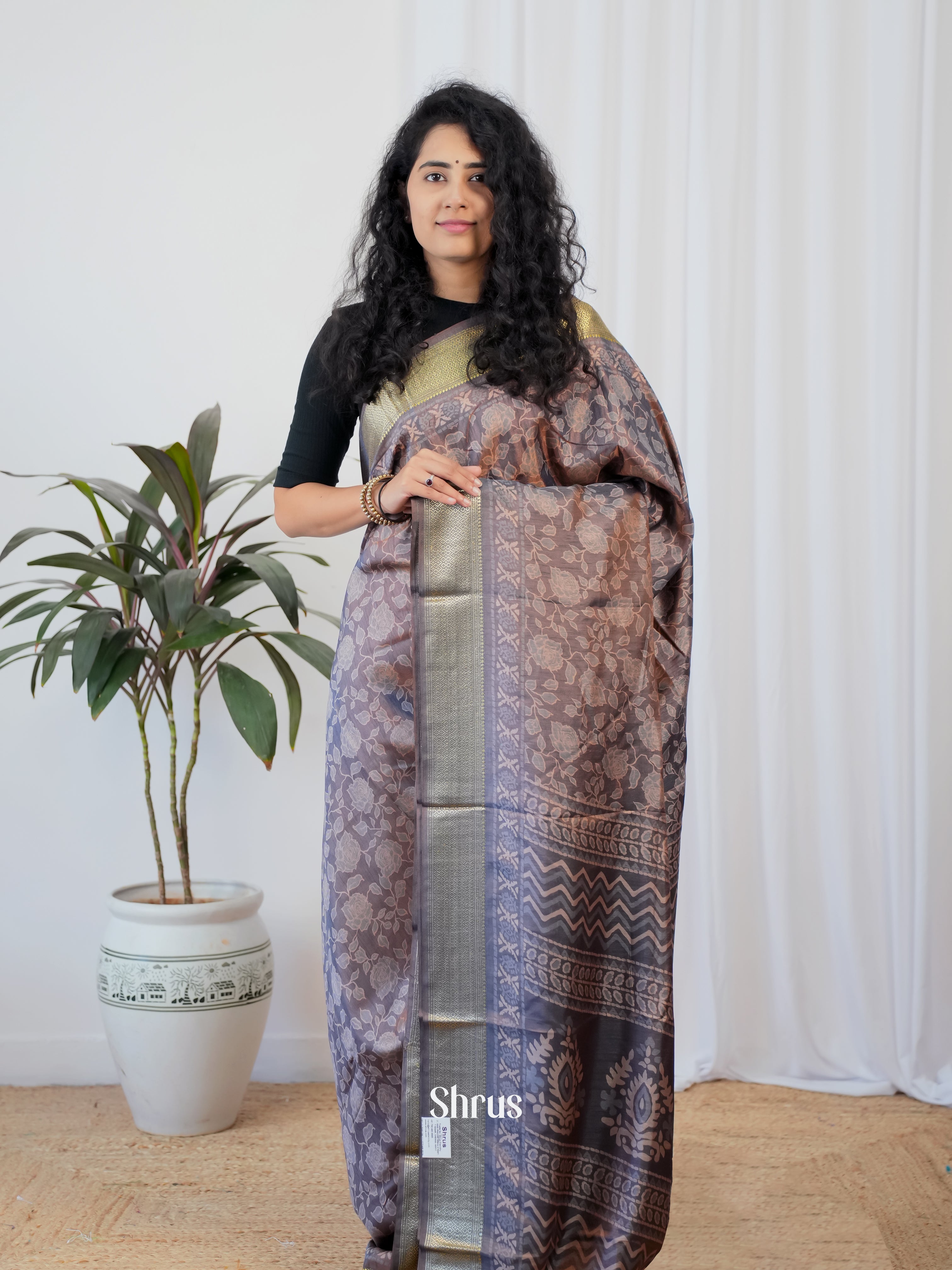 Purple - Semi Crepe Saree - Shop on Shrus.com