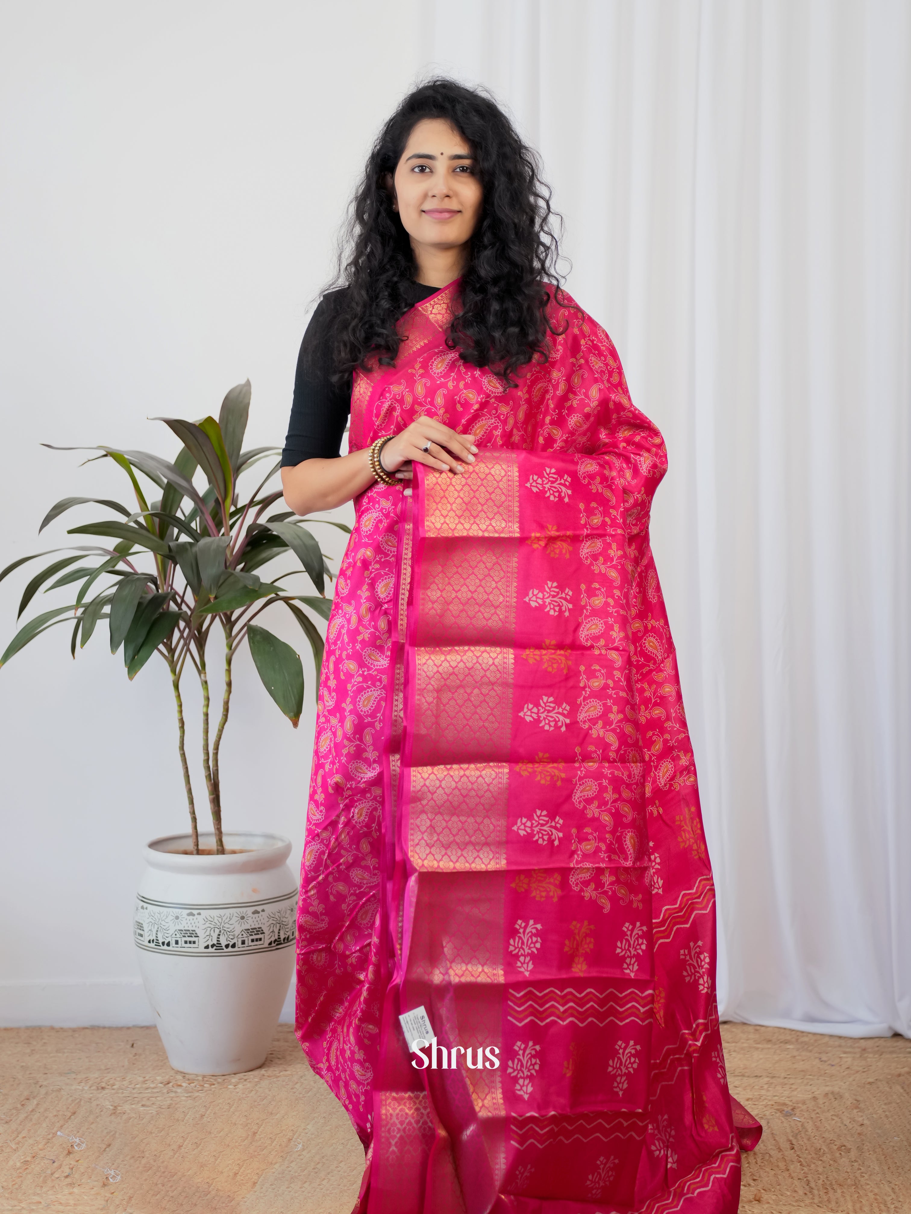 Pink - Semi Crepe Saree - Shop on Shrus.com