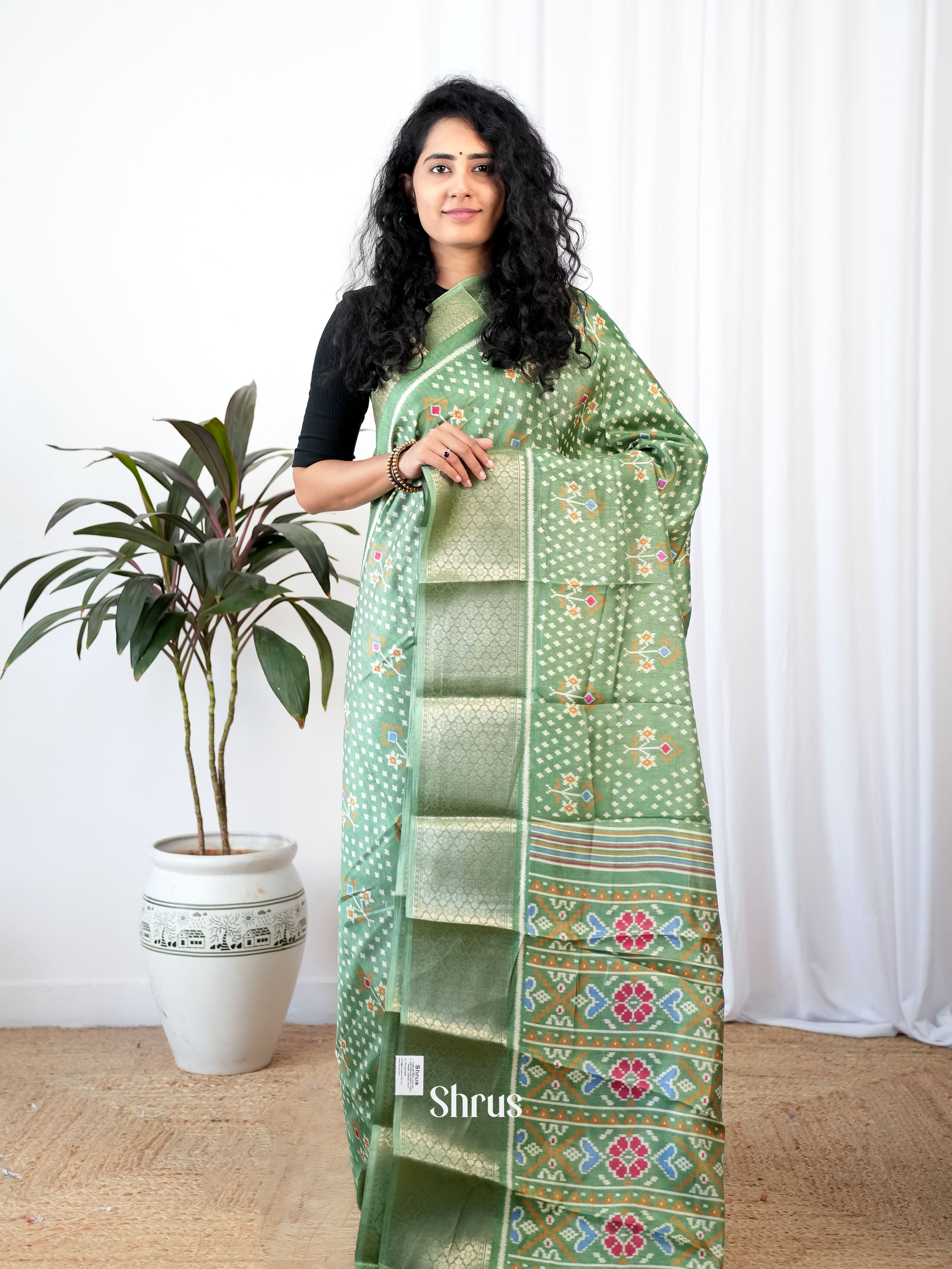 pastel green - Semi Crepe Saree - Shop on Shrus.com