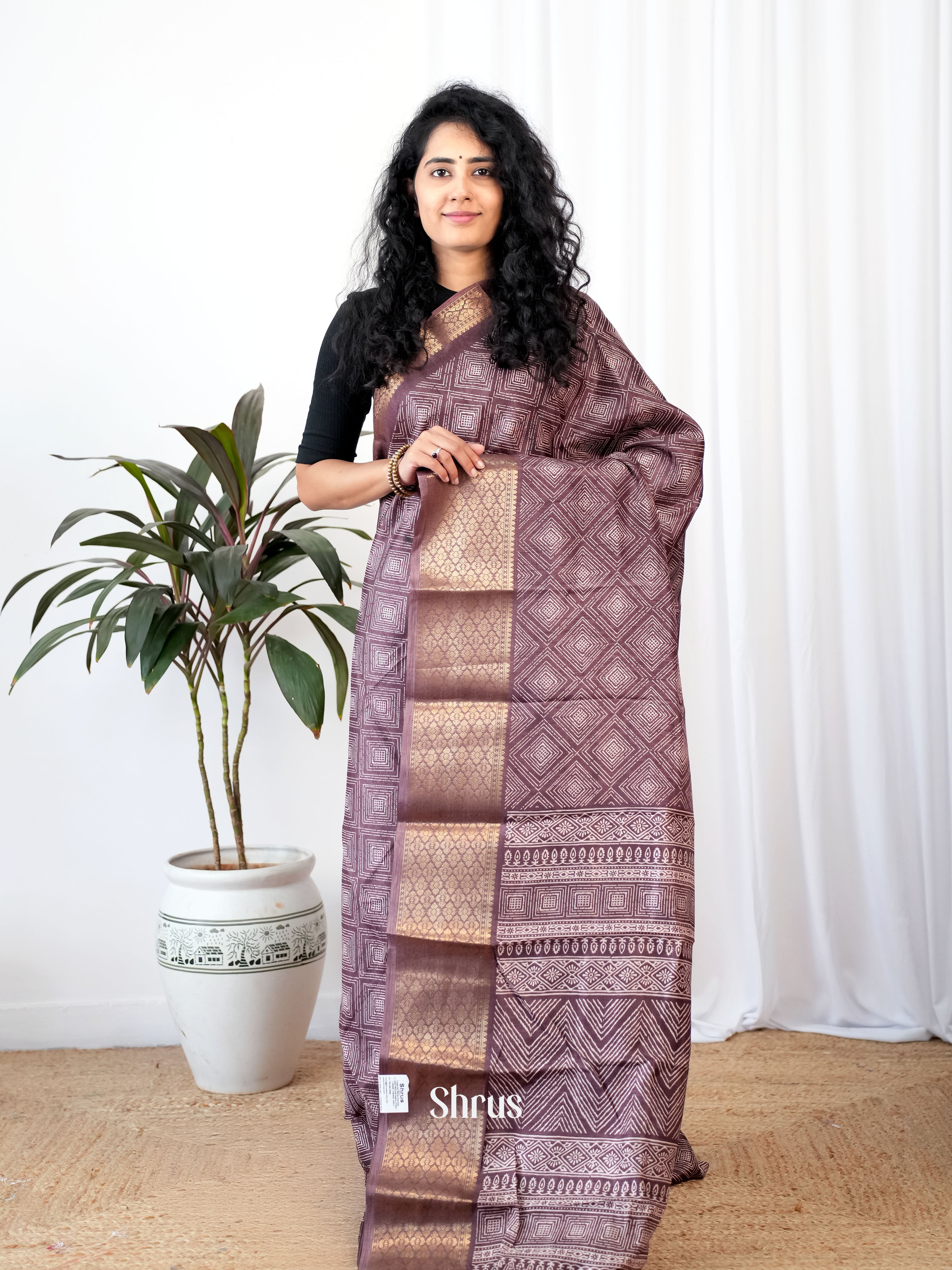 Purple- Semi Crepe Saree - Shop on Shrus.com