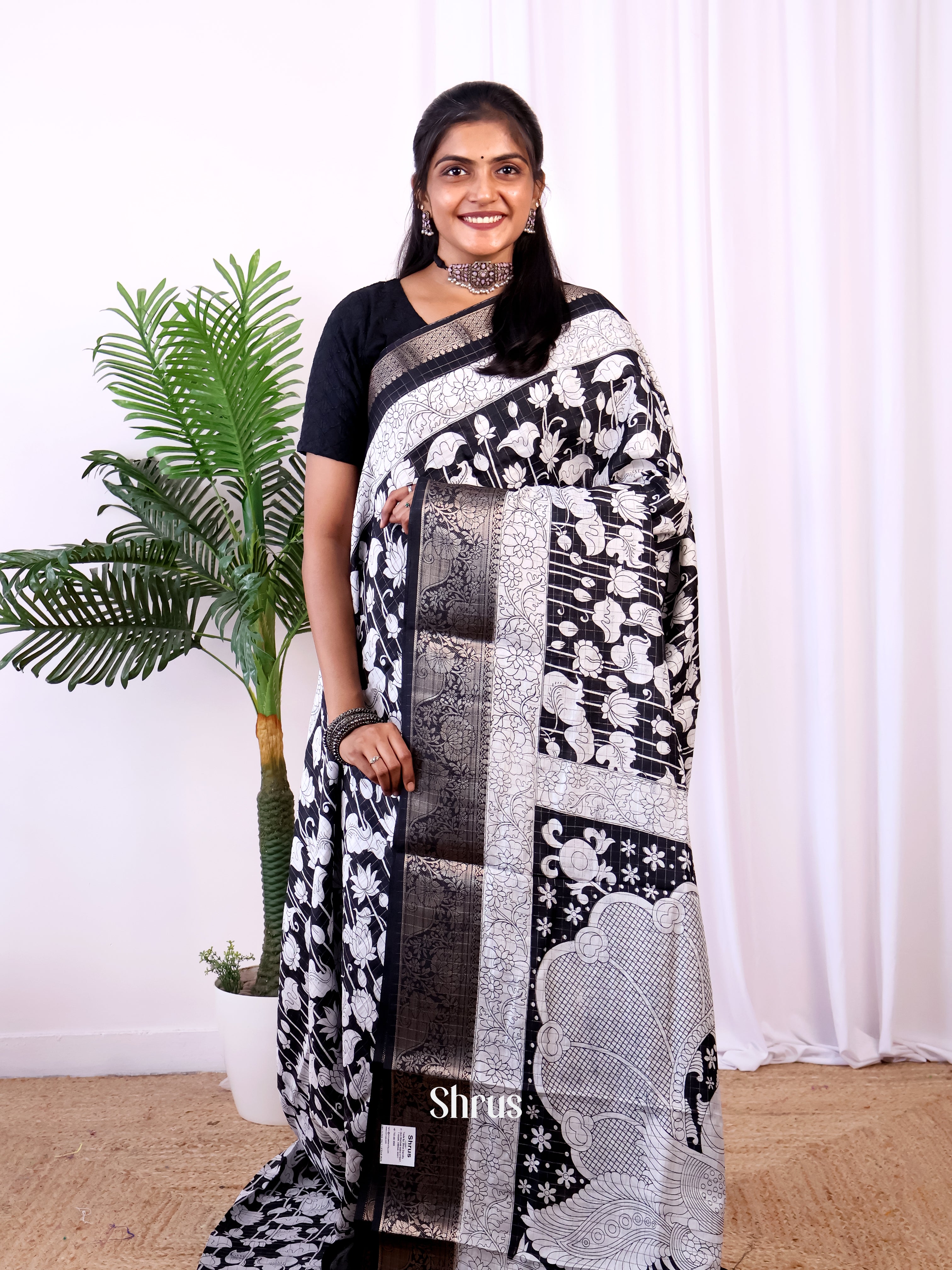 Black - Semi Crepe Sare - Shop on Shrus.com