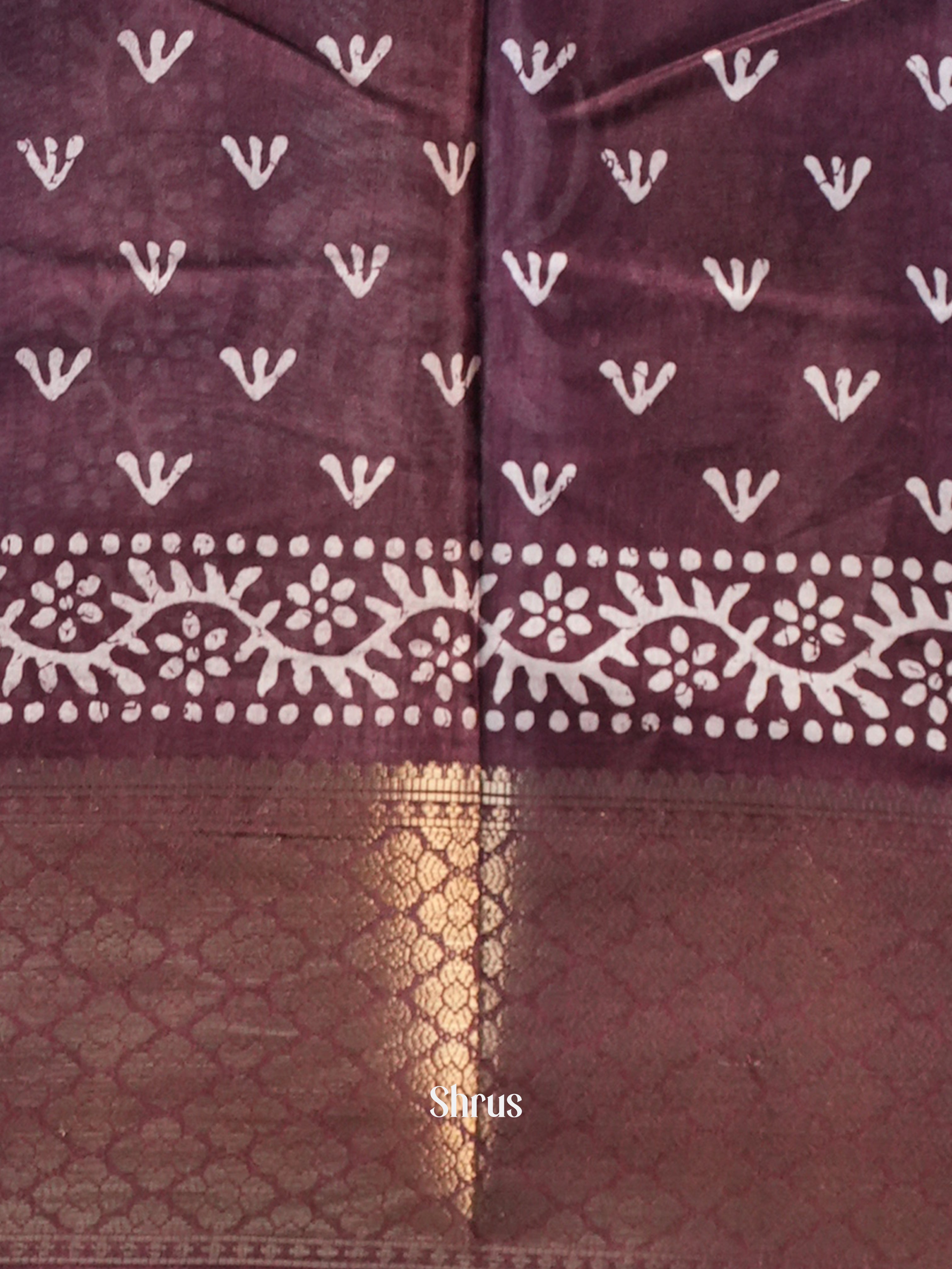 Brown- Semi Crepe Saree - Shop on Shrus.com