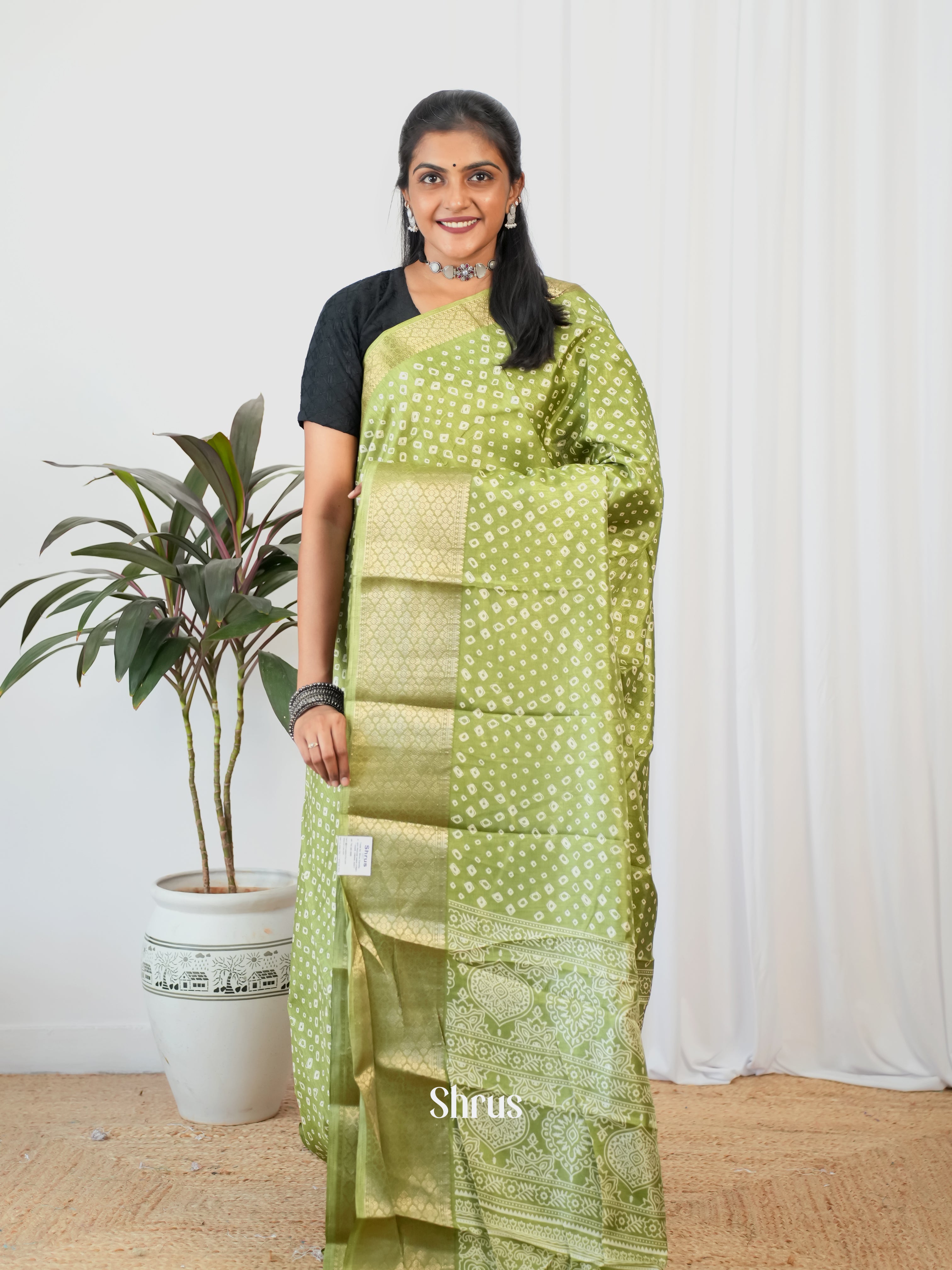 Lite Green - Semi Crepe Saree - Shop on Shrus.com