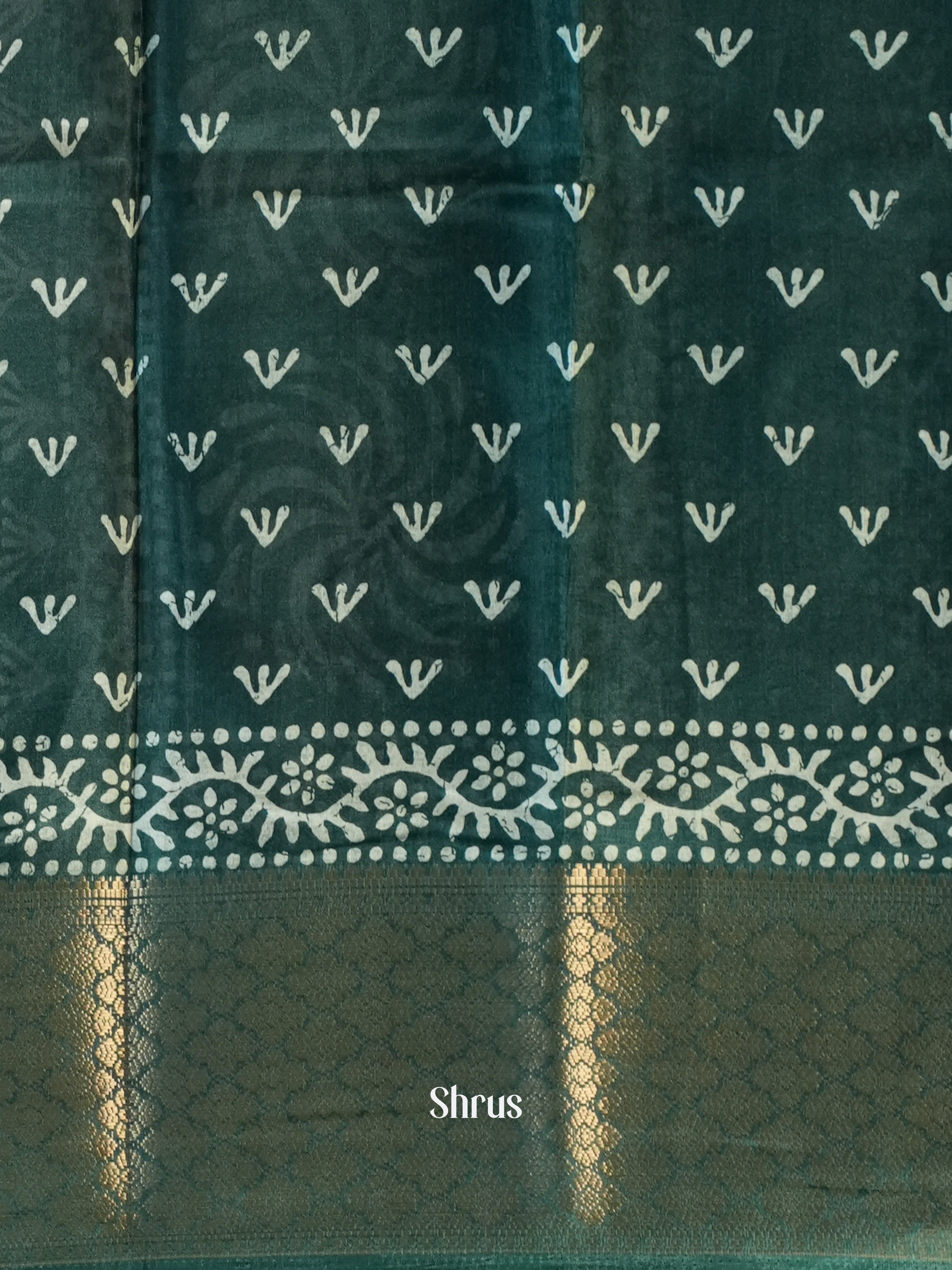 Green- Semi Crepe Saree - Shop on Shrus.com