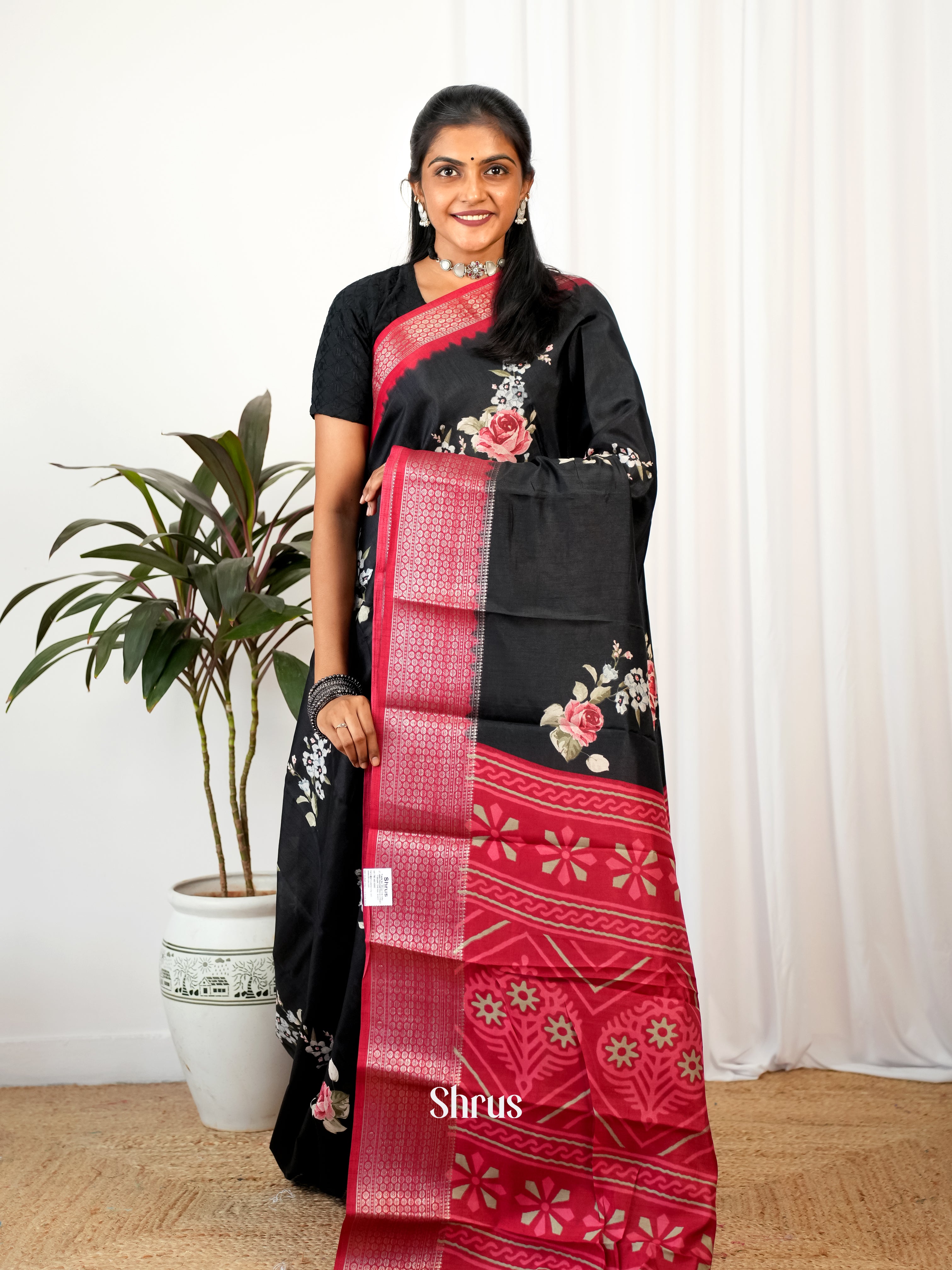 Black & Red - Semi Crepe Saree - Shop on Shrus.com