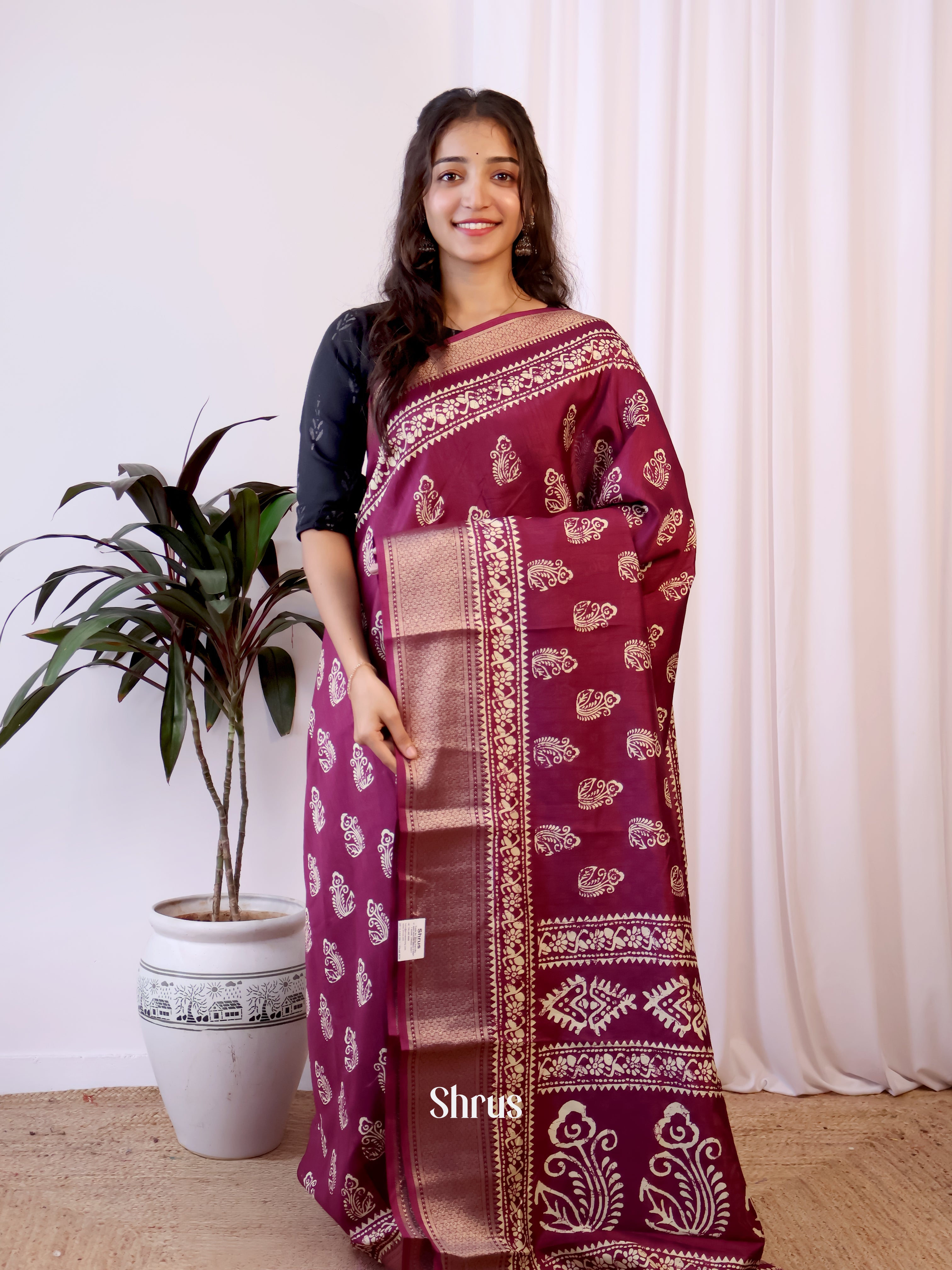 CIS21458 - Semi Crepe Saree - Shop on Shrus.com