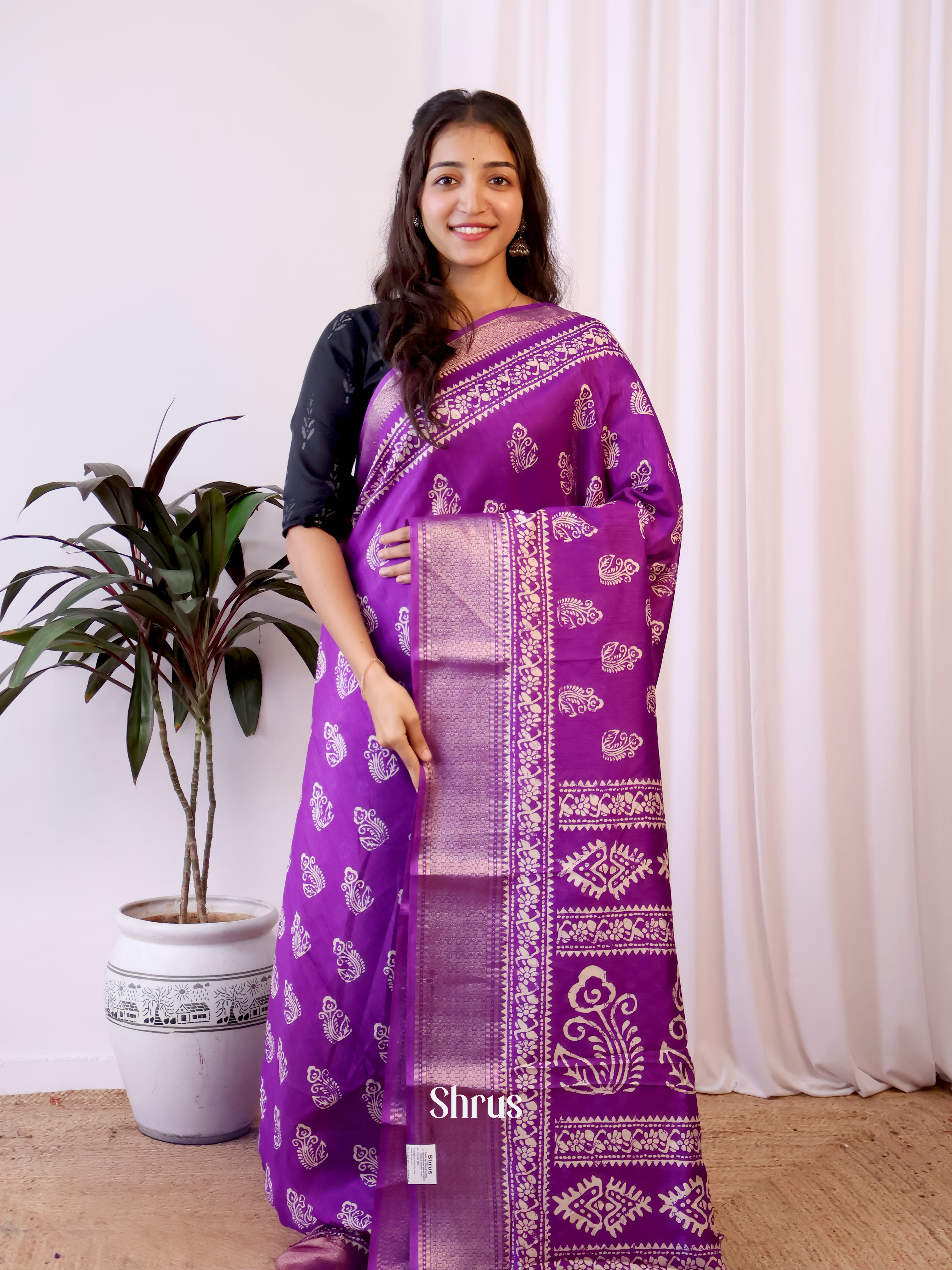 CIS21460 - Semi Crepe Saree - Shop on Shrus.com