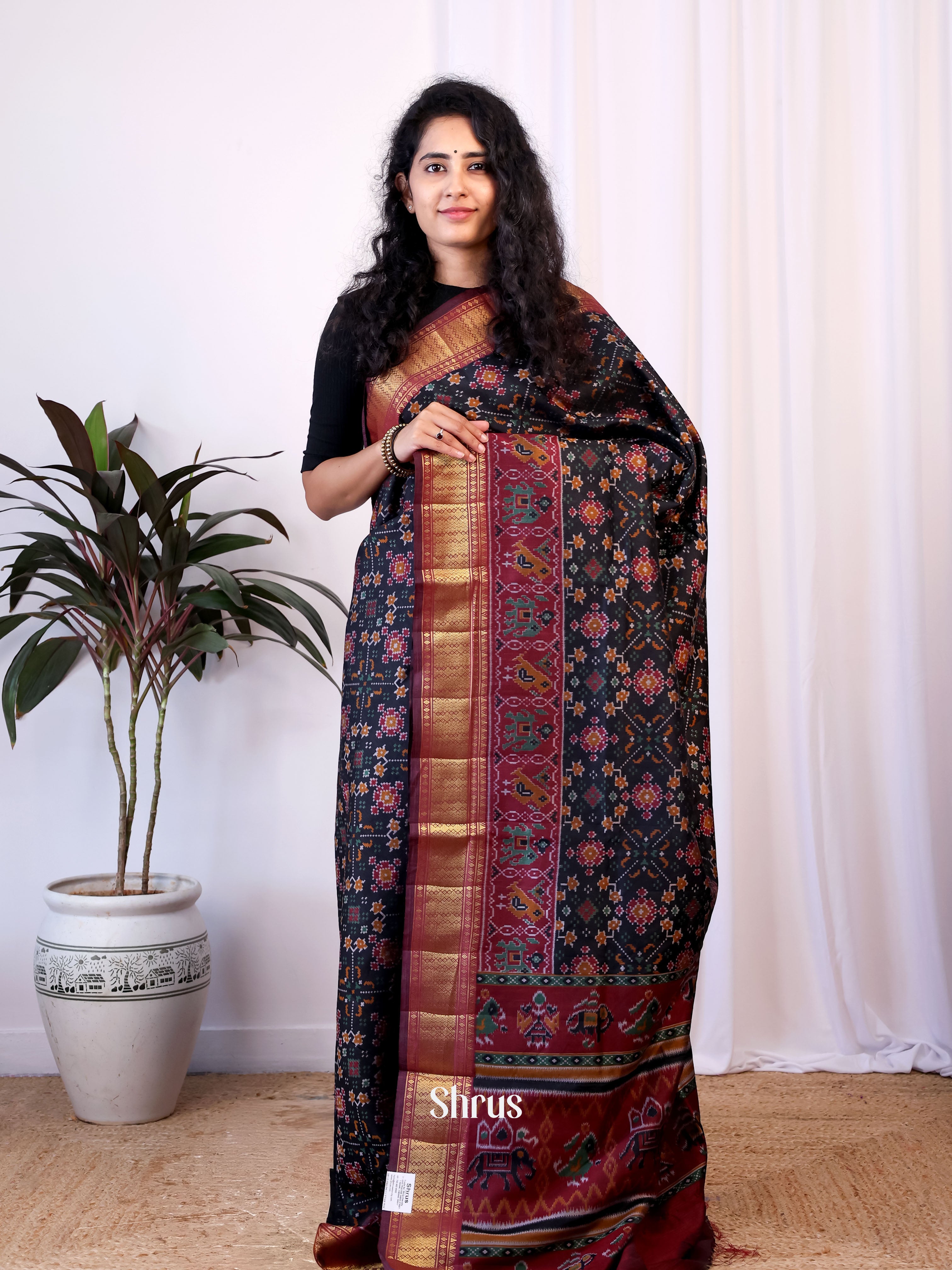 CIS23129 - Semi Patola Saree - Shop on Shrus.com