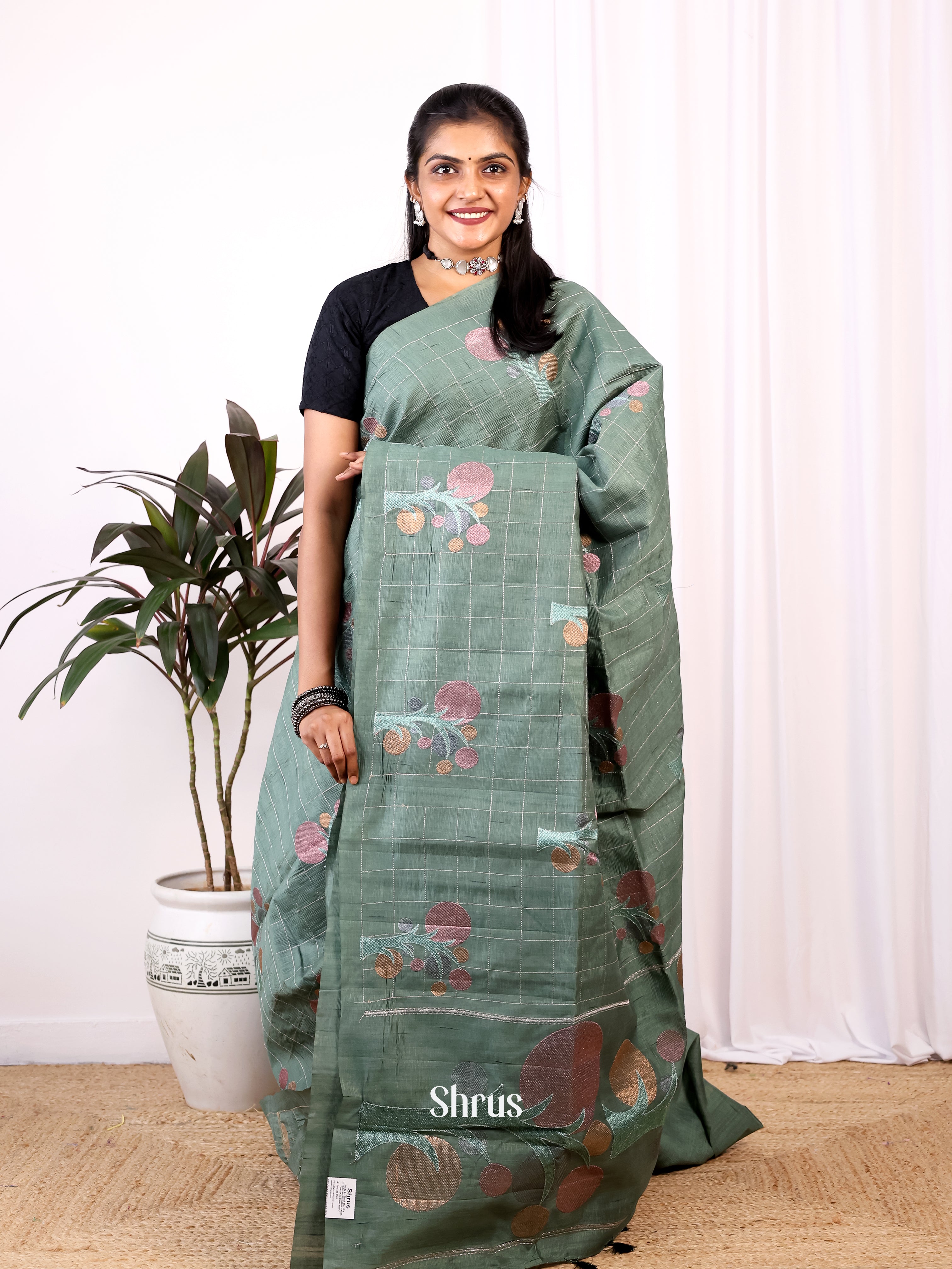 Green - Semi Rawsilk Saree - Shop on Shrus.com
