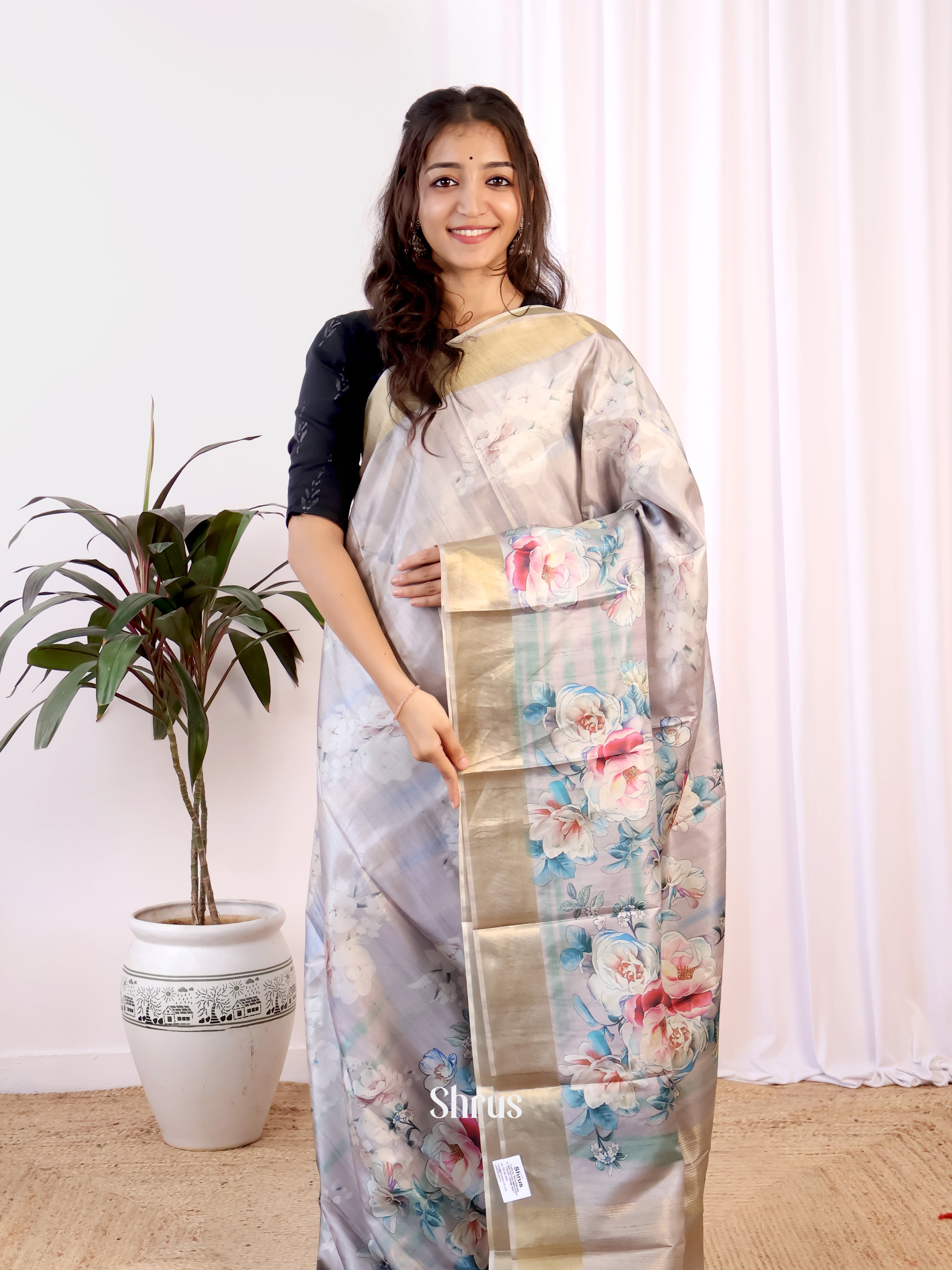 Grey- Champa semitussar Saree - Shop on Shrus.com