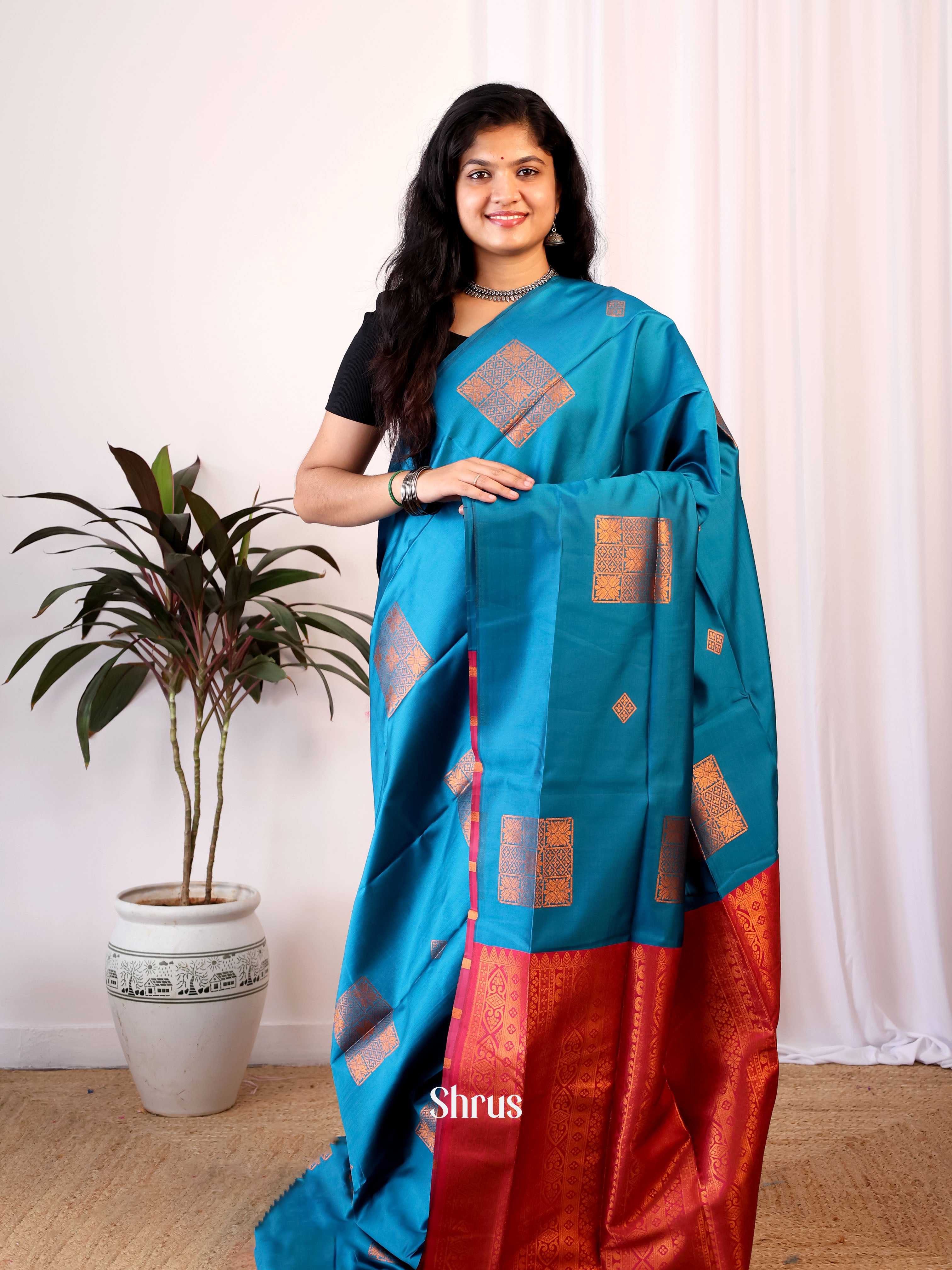 CIS24120 - Semi Softsilk Saree - Shop on Shrus.com
