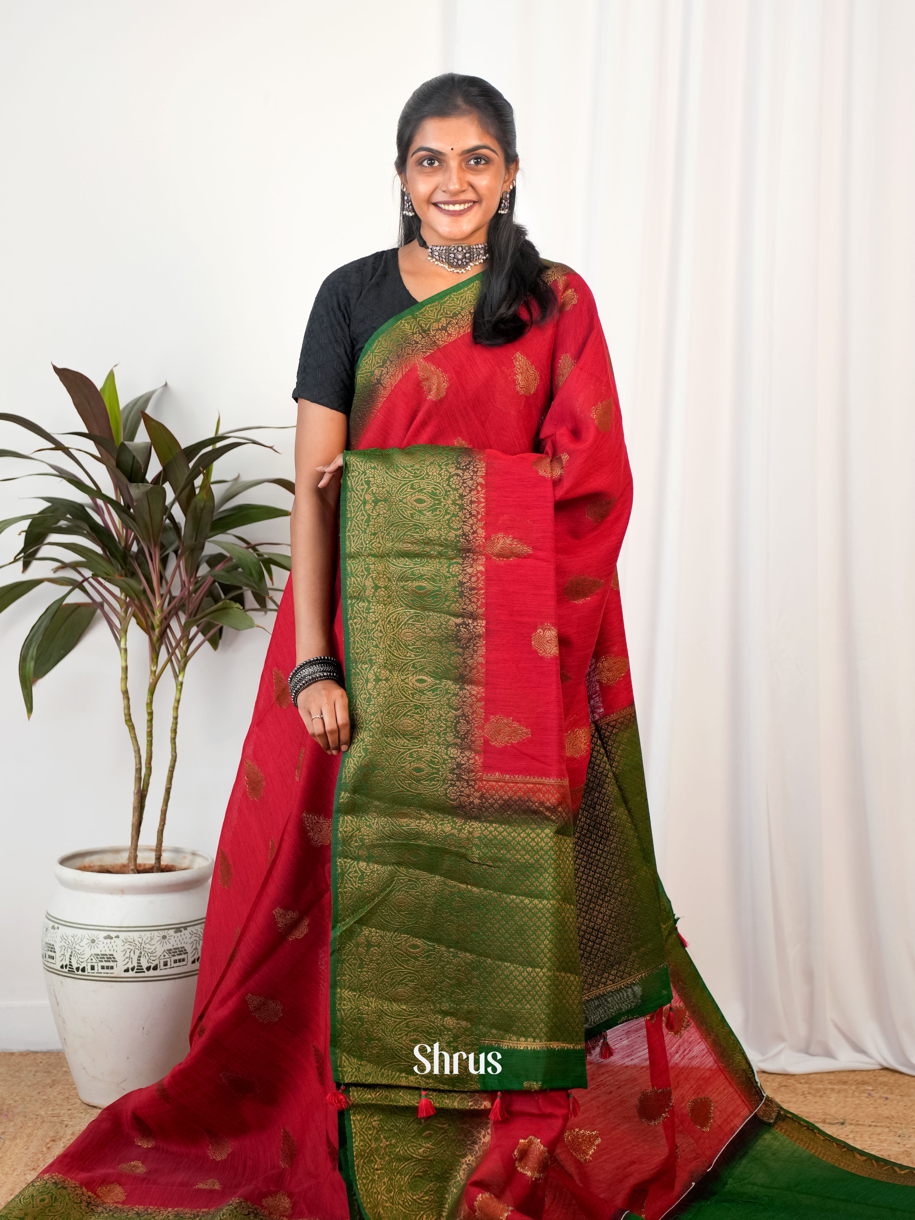 Red & Green - Semi Jute Saree - Shop on Shrus.com