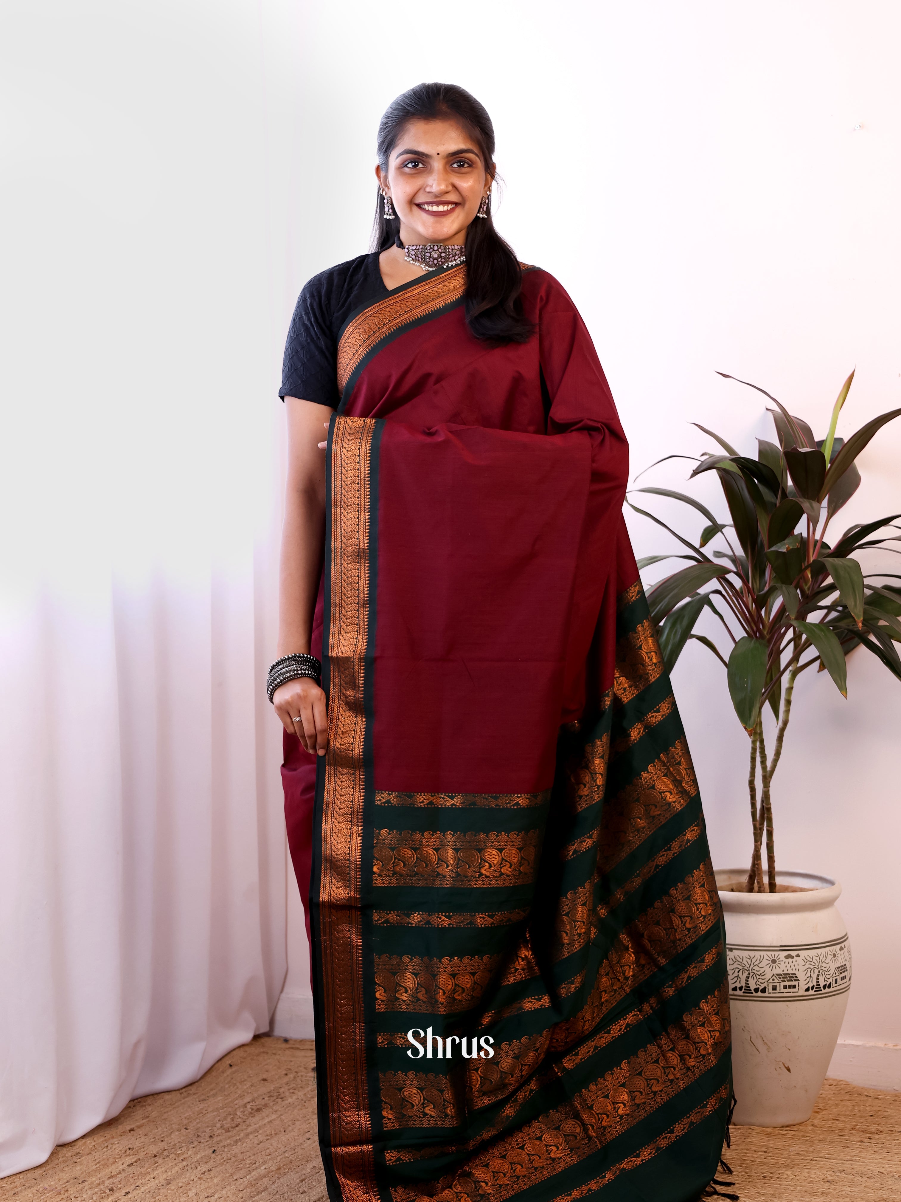 Maroon & Green- Kalyani Cotton Saree - Shop on Shrus.com