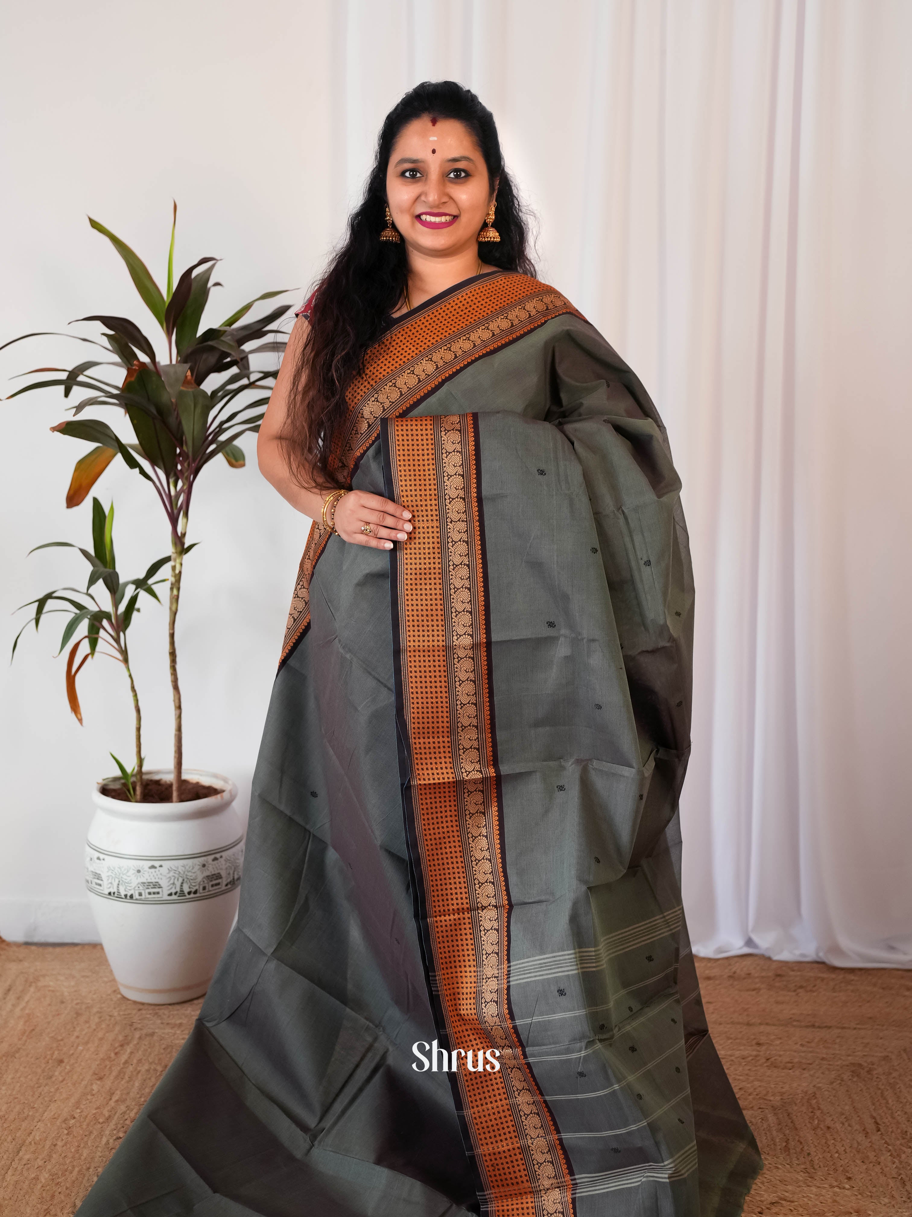 Grey & Black - Chettinad Cotton Saree - Shop on Shrus.com